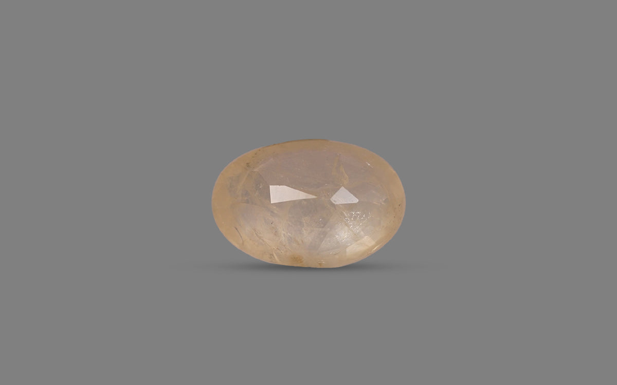 Yellow Sapphire (Pukhraj) – 3.84 Carat / 4.26 Ratti