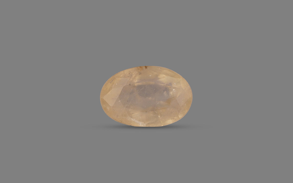 Yellow Sapphire (Pukhraj) – 3.84 Carat / 4.26 Ratti