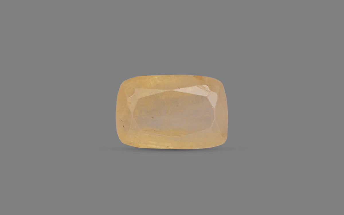 Yellow Sapphire (Pukhraj) – 4.67 Carat / 5.18 Ratti