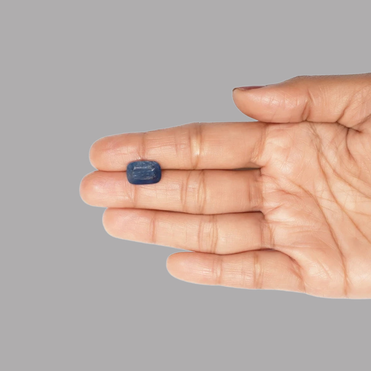 Blue Sapphire (Neelam) – 5.14 Carat / 5.7 Ratti [GM08001]