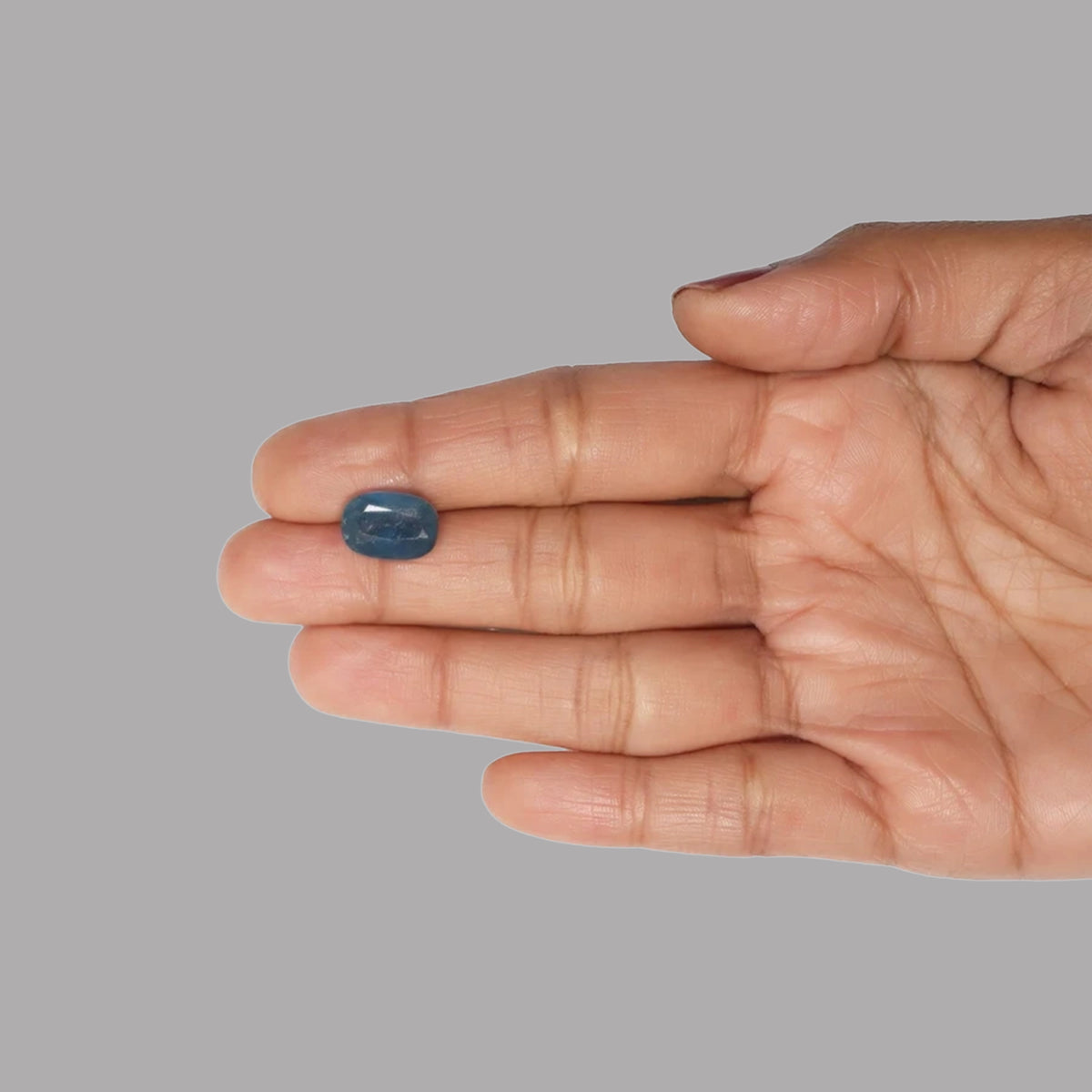 Blue Sapphire (Neelam) – 5.33 Carat / 5.9 Ratti [GM08013]