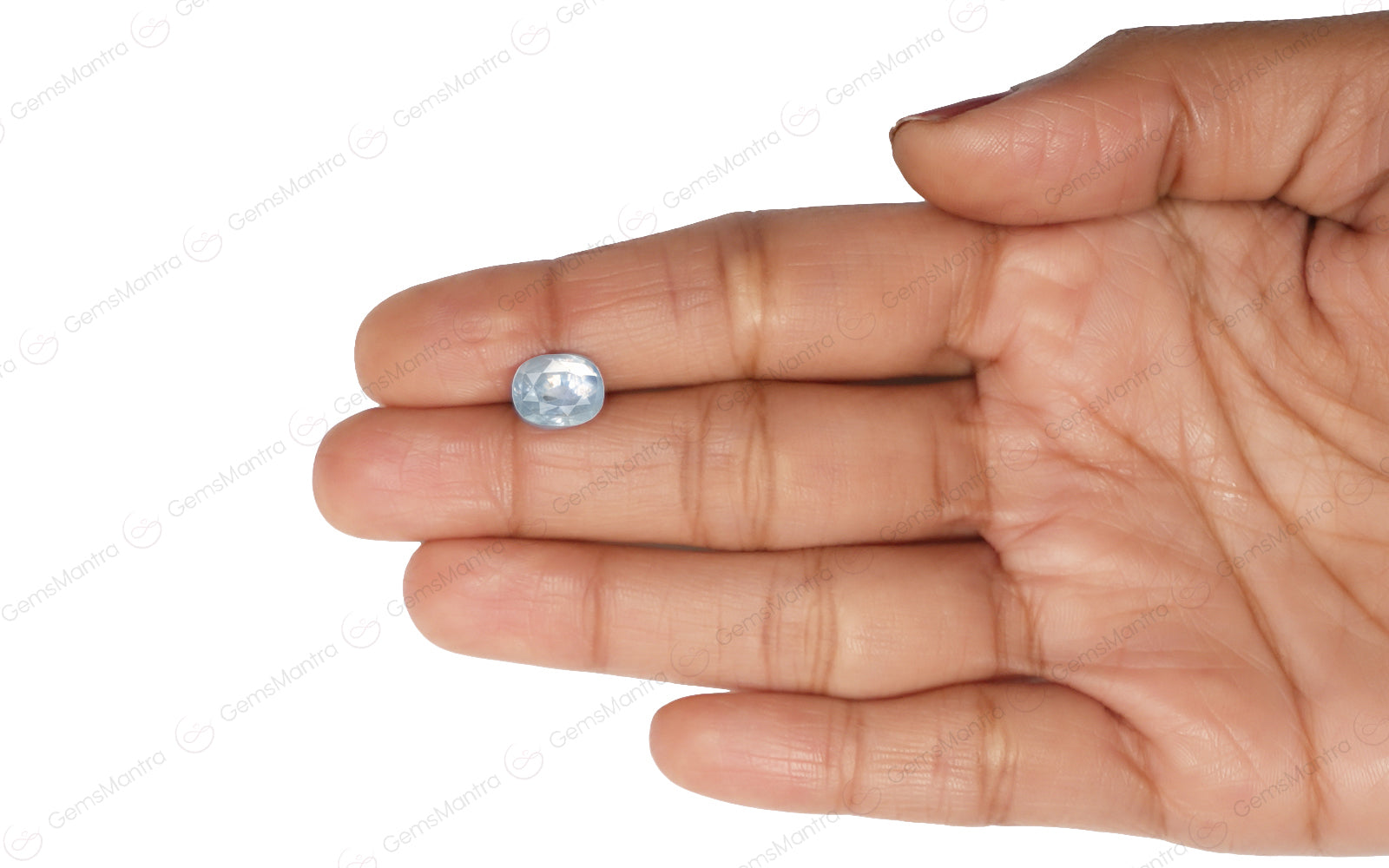 Blue Sapphire - 3.84 Carats