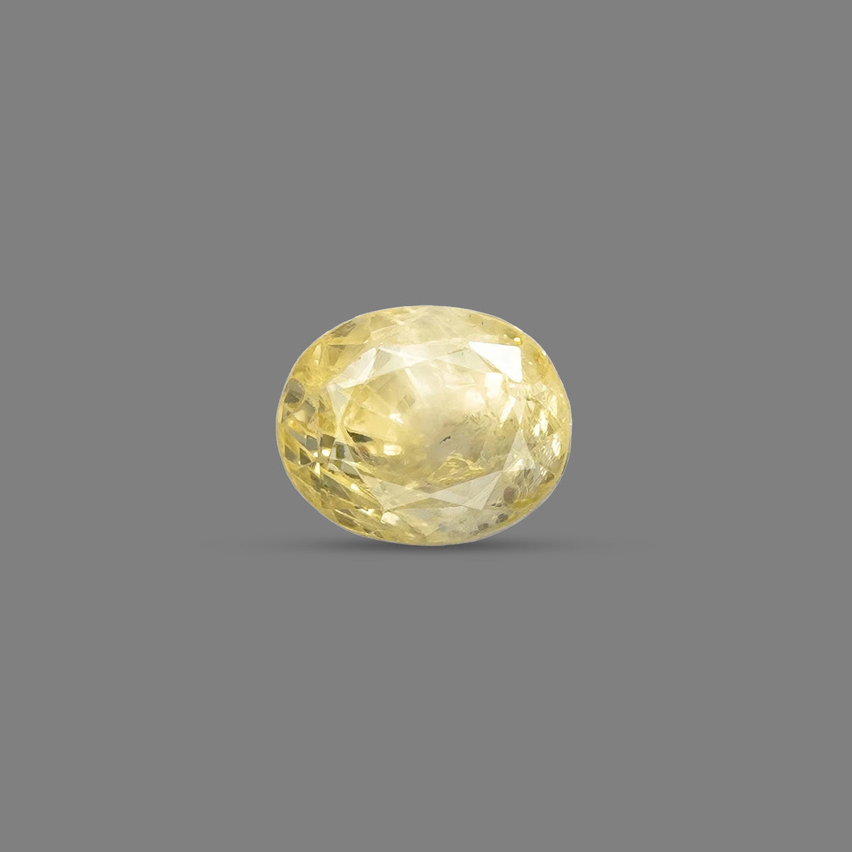 Yellow Sapphire (Pukhraj) – 4.46 Carat / 4.9 Ratti [GM08052]