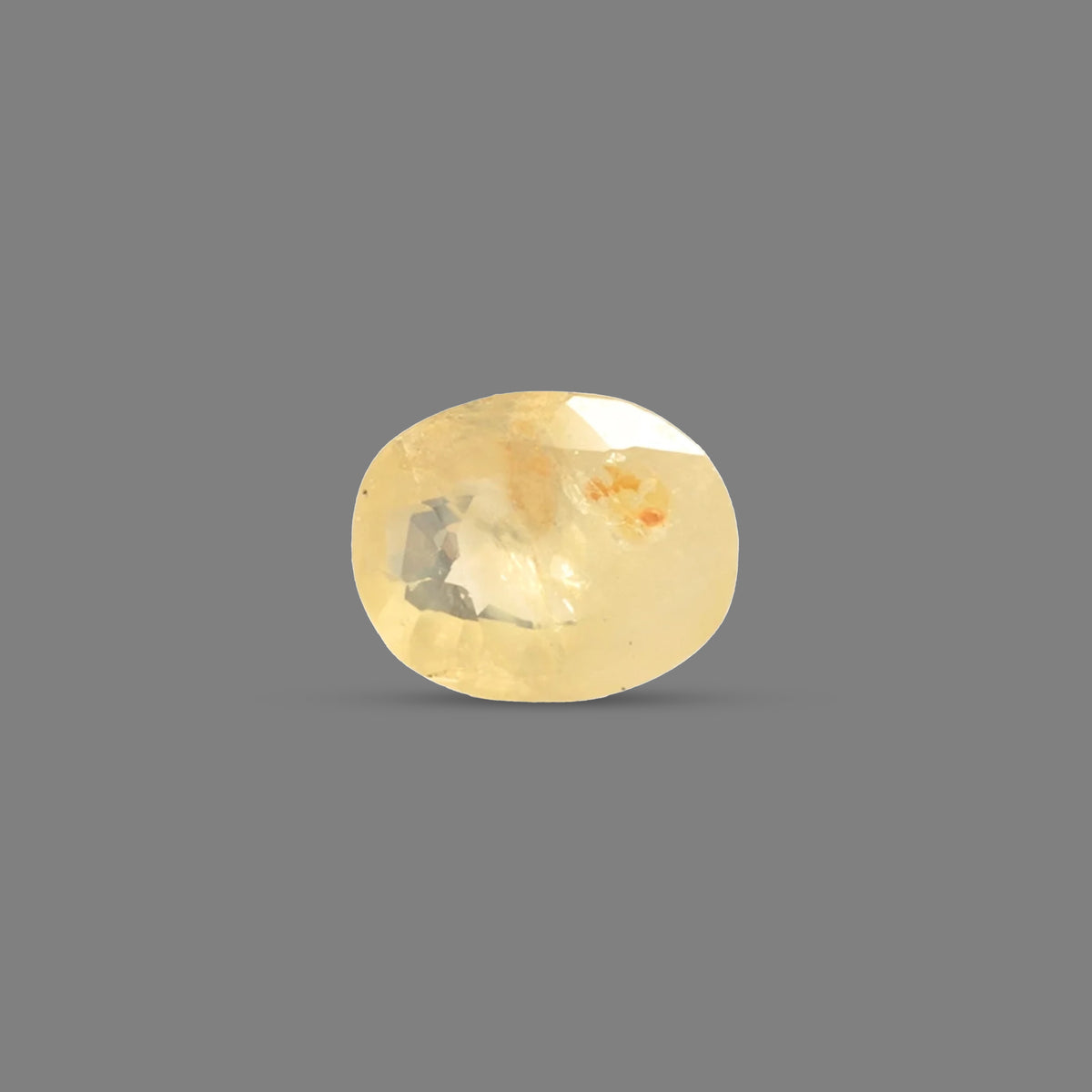 Yellow Sapphire (Pukhraj) – 5.32 Carat / 5.9 Ratti [GM08059]