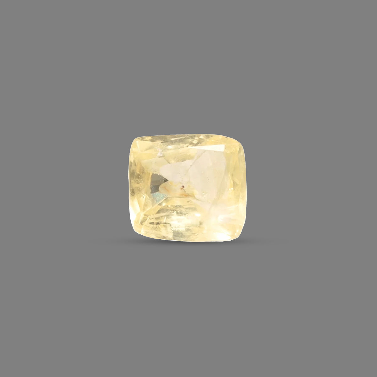 Yellow Sapphire - 4.57 Carats