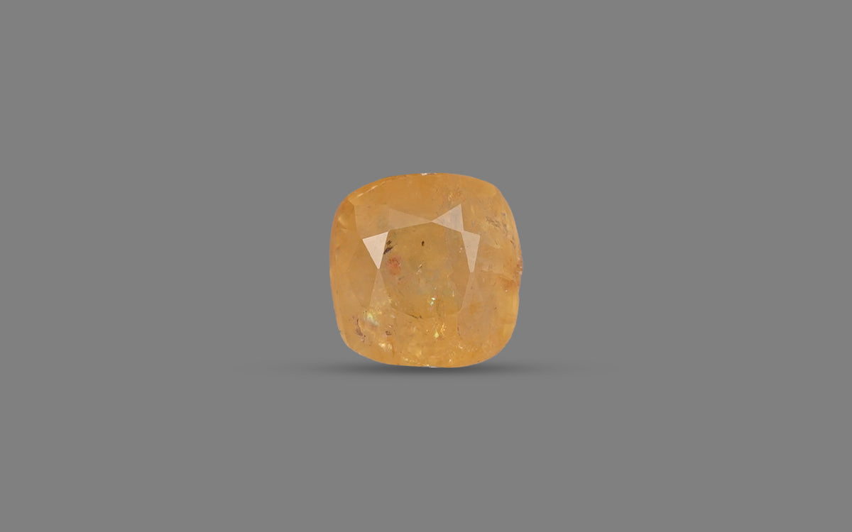 Yellow Sapphire (Pukhraj) – 4.73 Carat / 5.25 Ratti