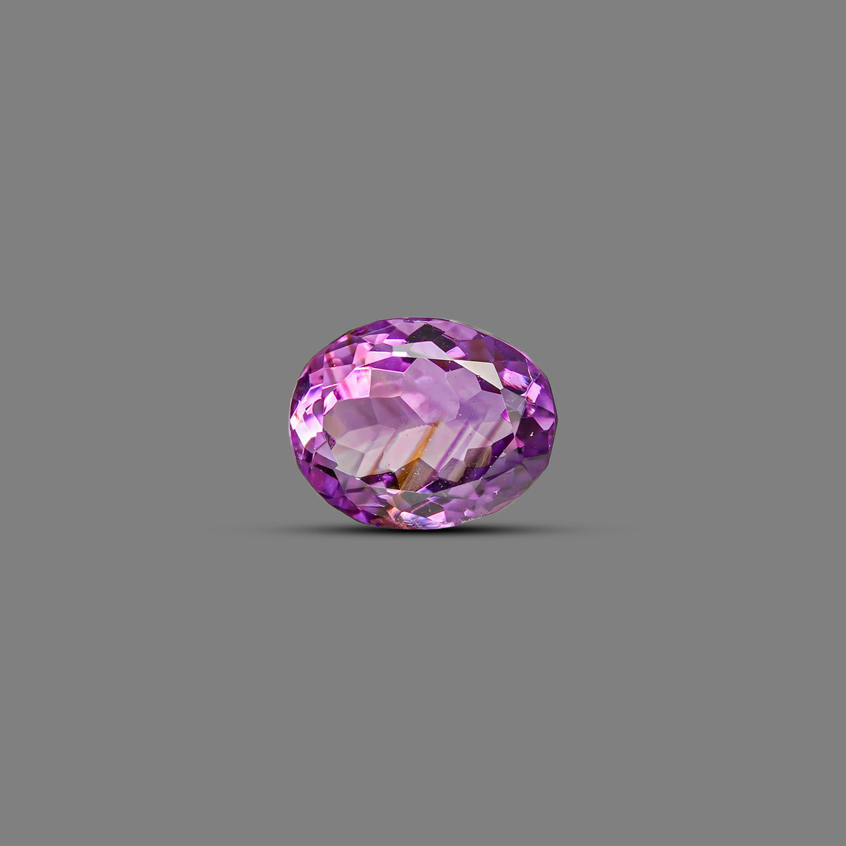 Amethyst (Jamunia) – 6.45 Carat / 7.1 Ratti [GM09287]