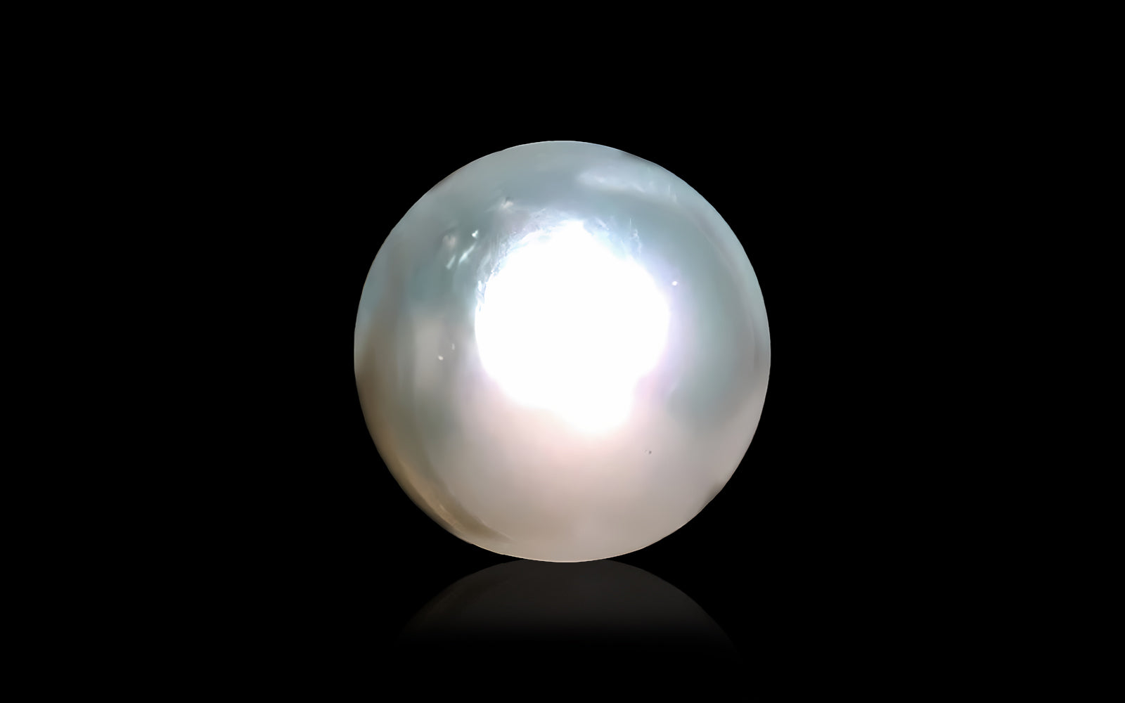 Pearl - 6.89 Carats