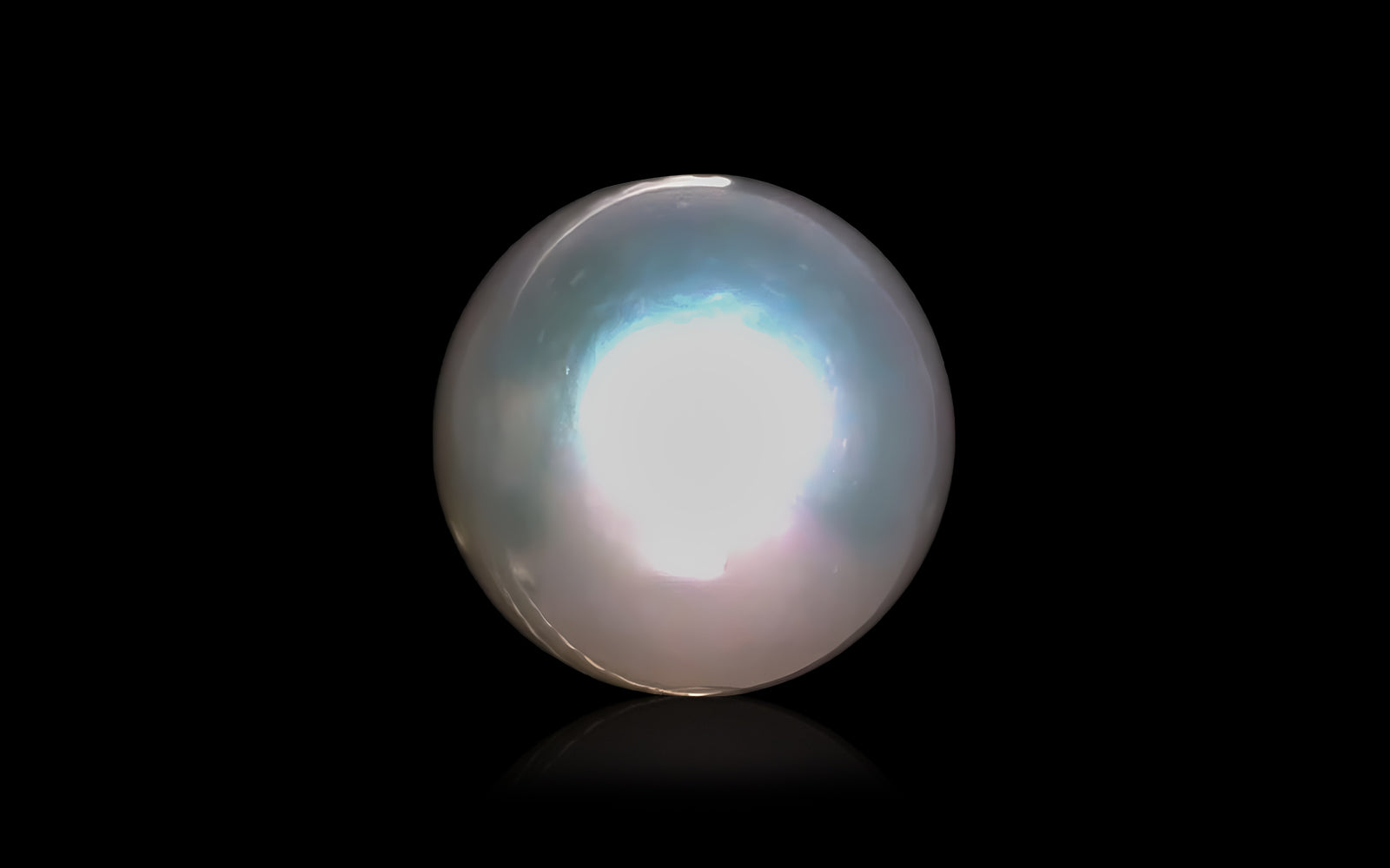 Pearl - 6.89 Carats