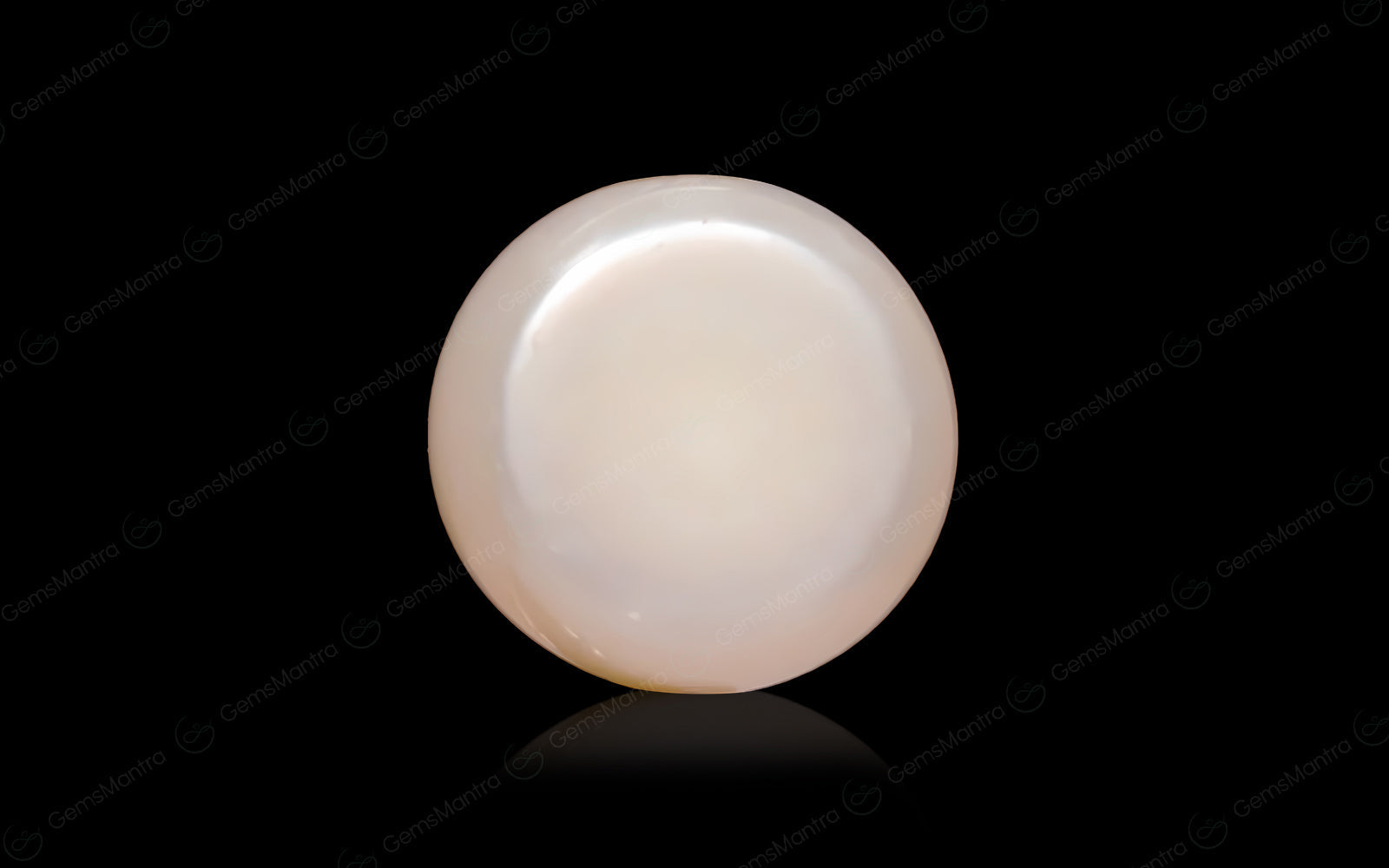Pearl - 5.55 Carats
