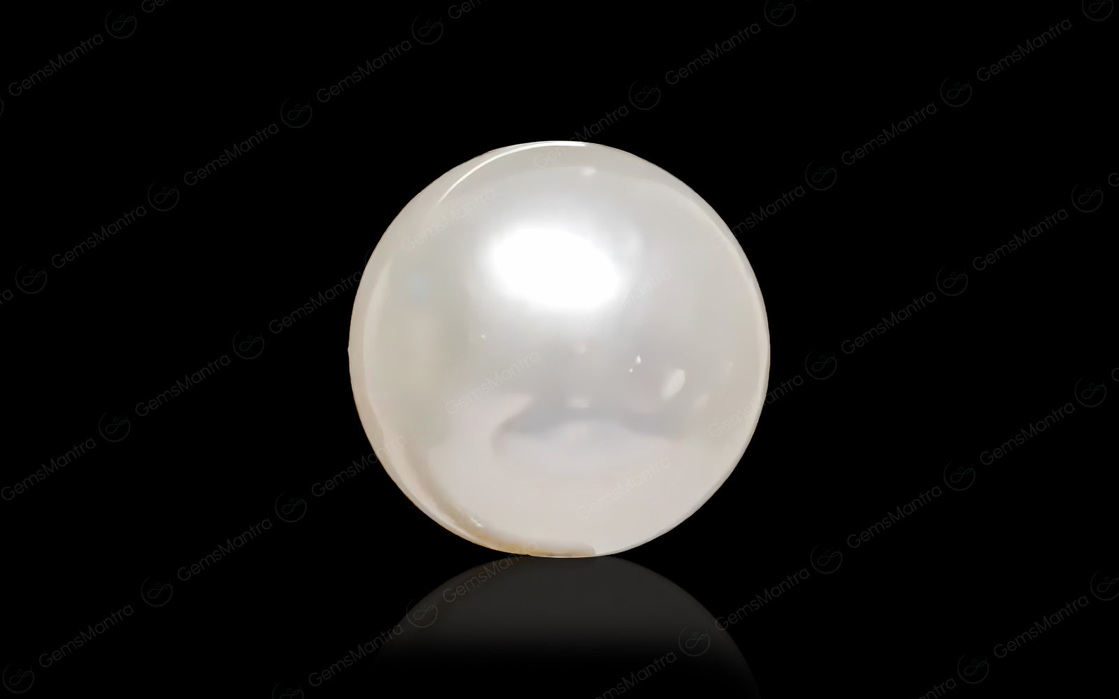 Pearl - 4.9 Carats