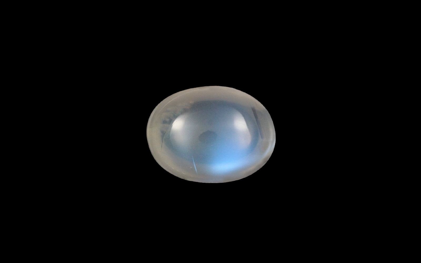 Moonstone - 4.38 Carats