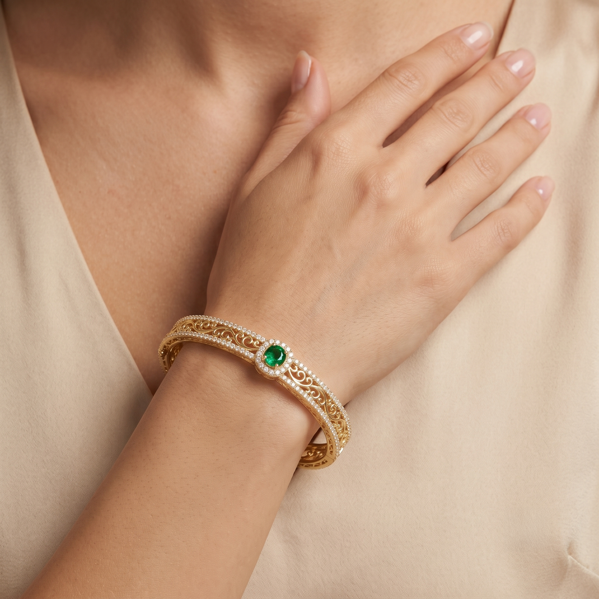 Emerald Solitaire Filigree Bangle