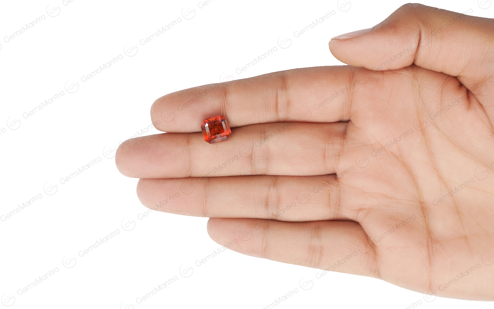 Gomed - 5.785 Carats