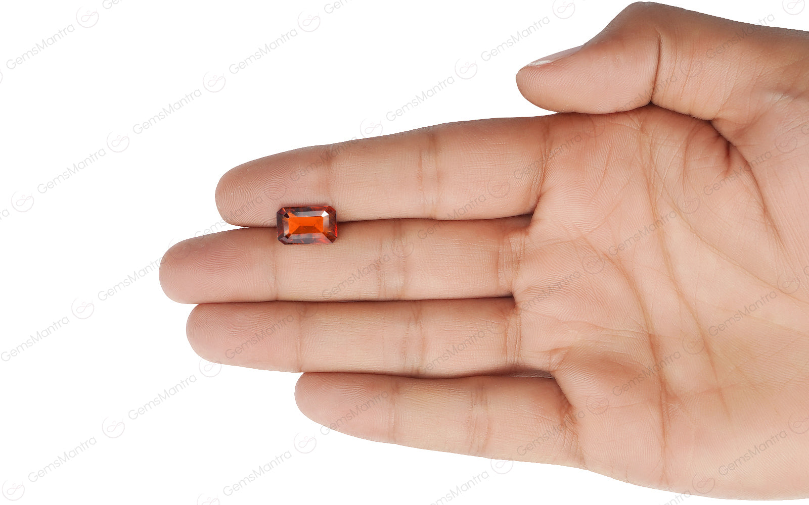 Gomed - 5.895 Carats