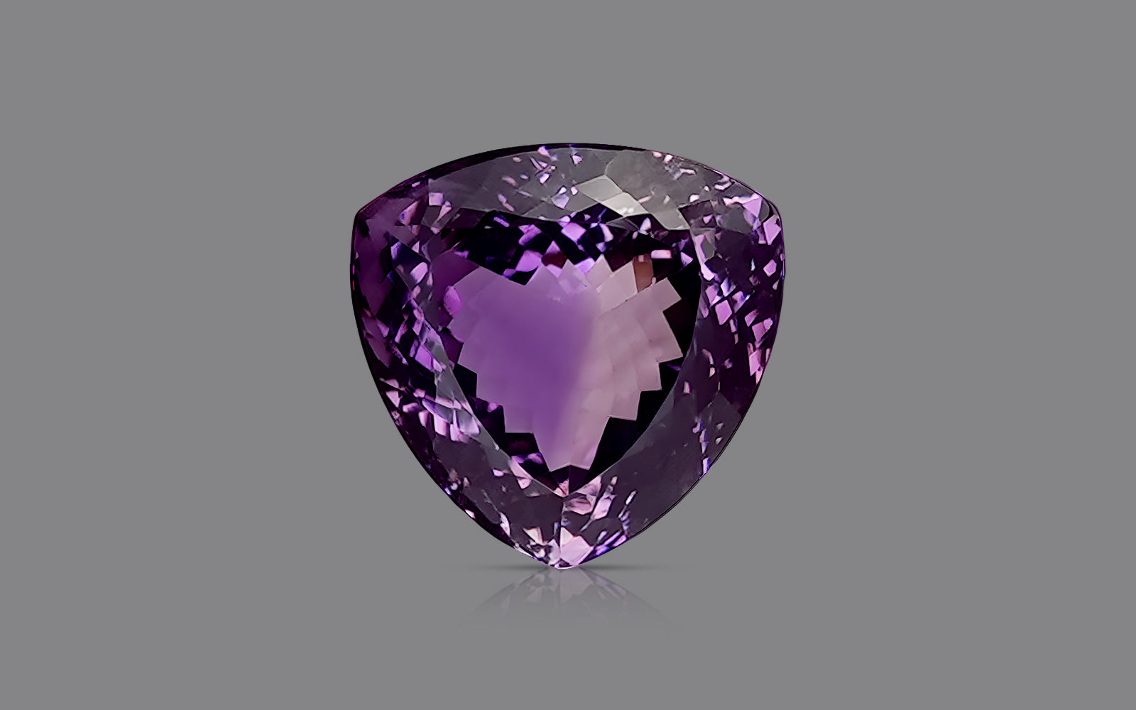 AMETHYST (104.46 Carat)