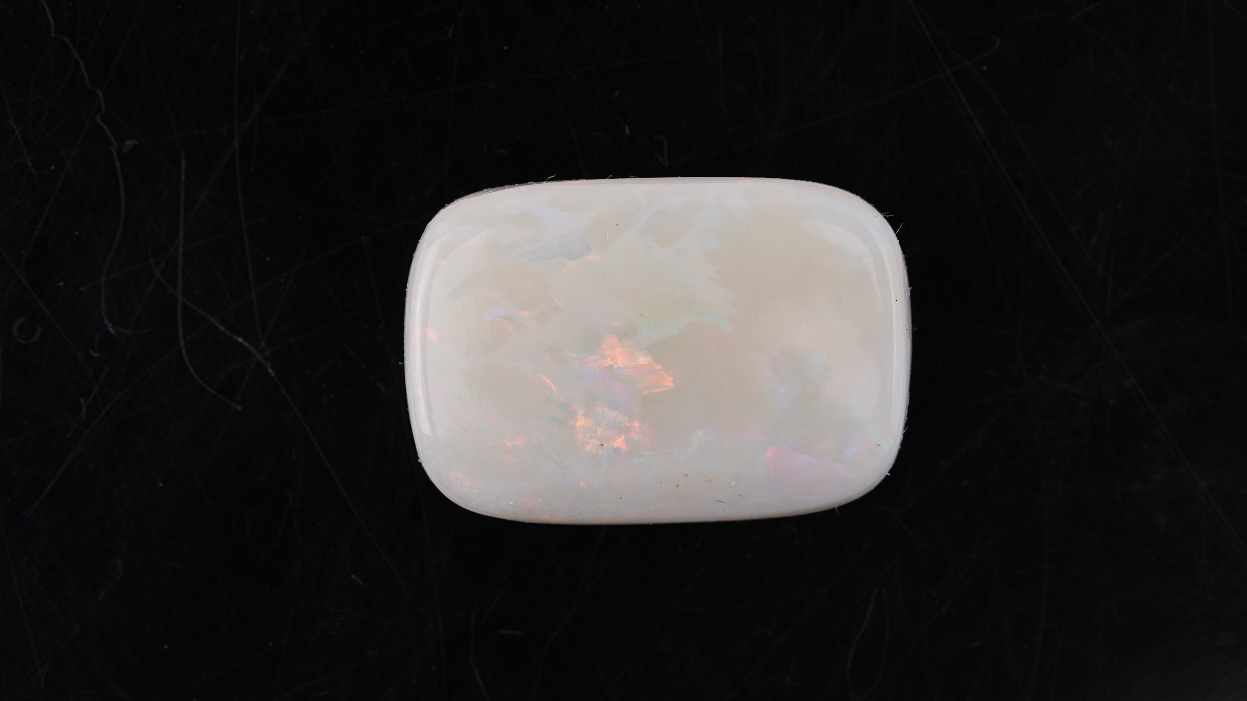 Opal with Fire - 11.71 carats( 12.88 ratti)