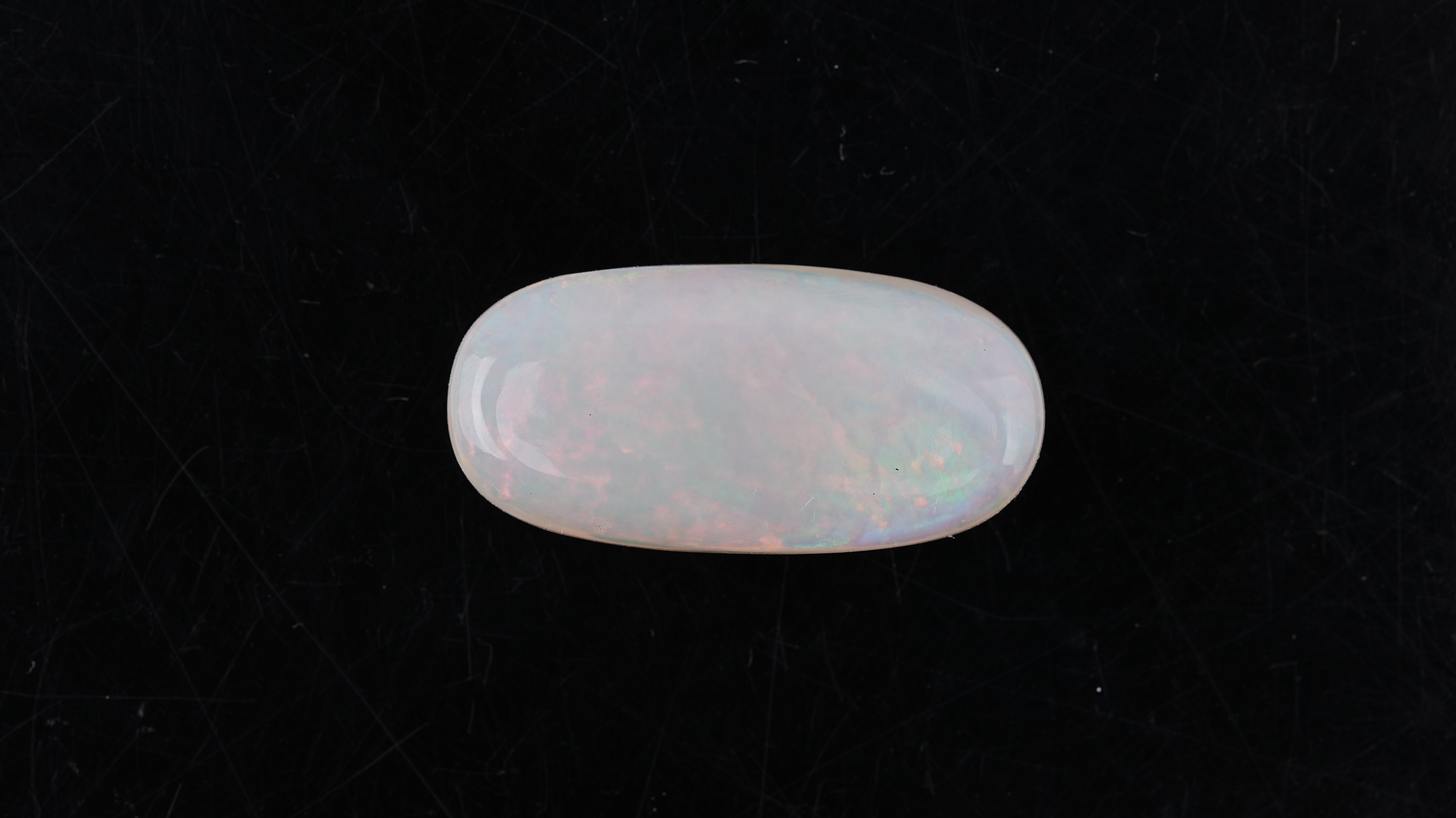 Opal with Fire - 7.03 carats(7.73 ratti)