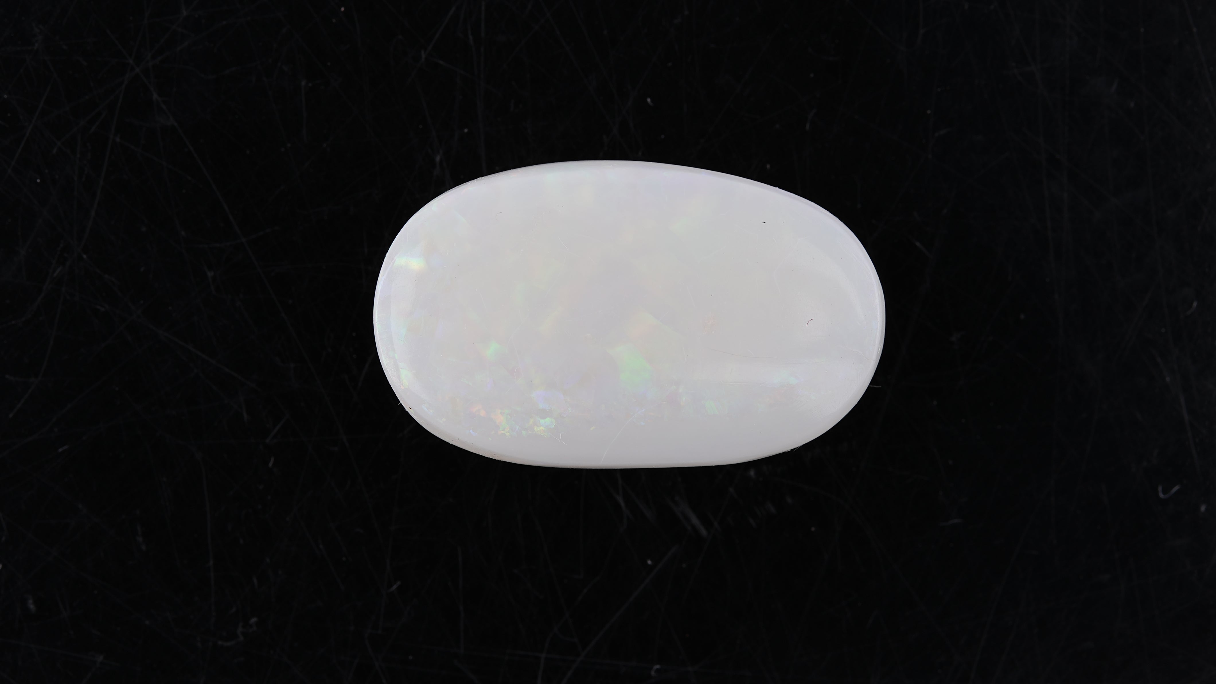 Opal with Fire - 8.95 carats( 9.85 ratti)