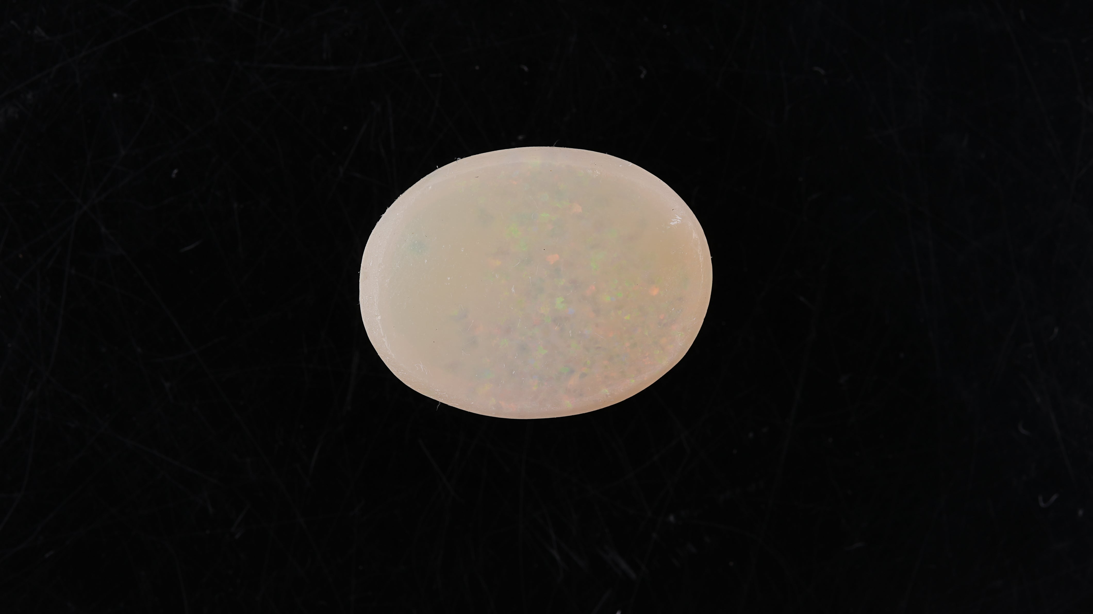 Opal with Fire - 7.01 carats( 7.71 ratti)