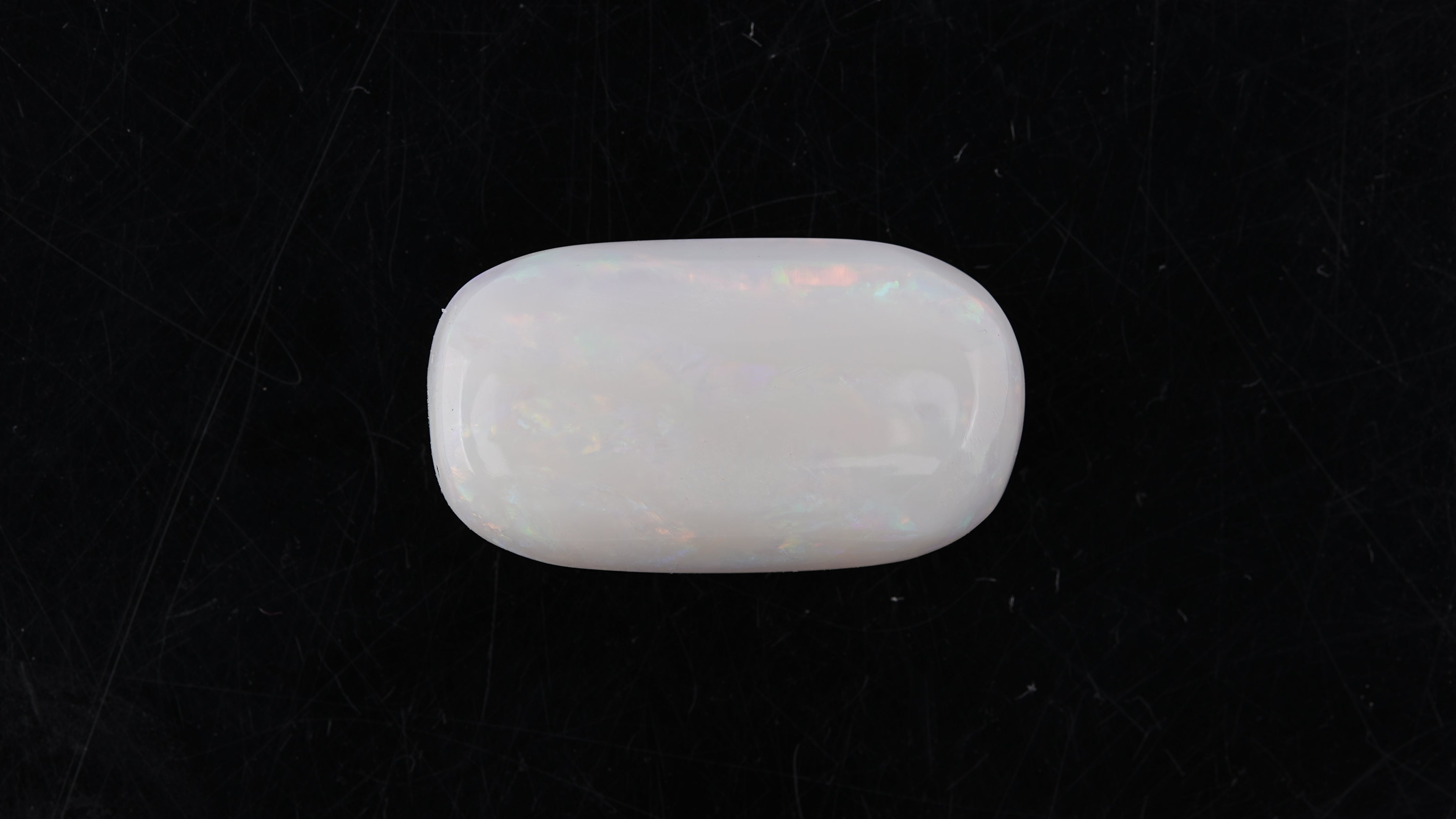 Opal with Fire - 8.10 carats( 8.91 ratti)