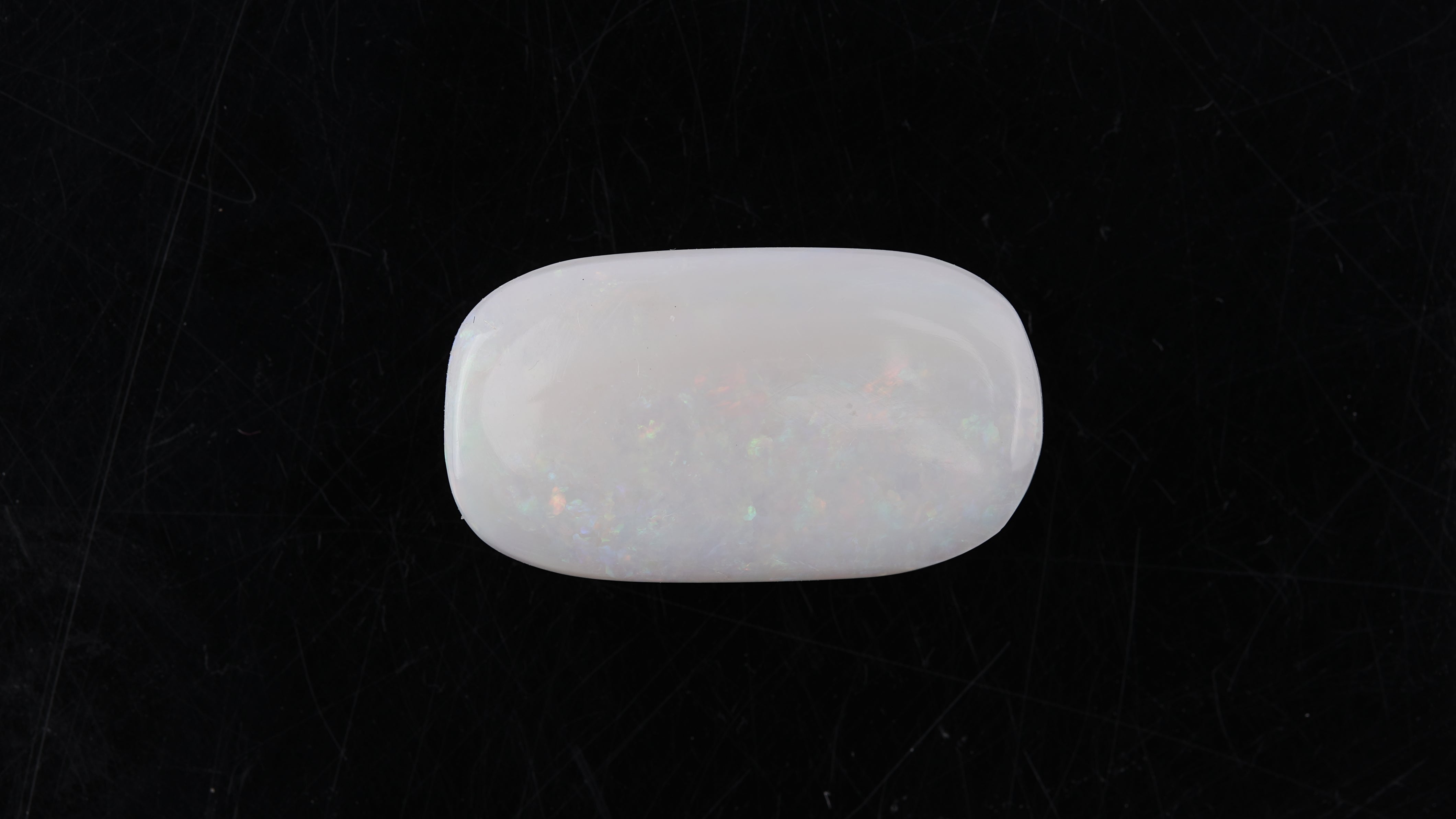 Opal with Fire - 8.10 carats( 8.91 ratti)