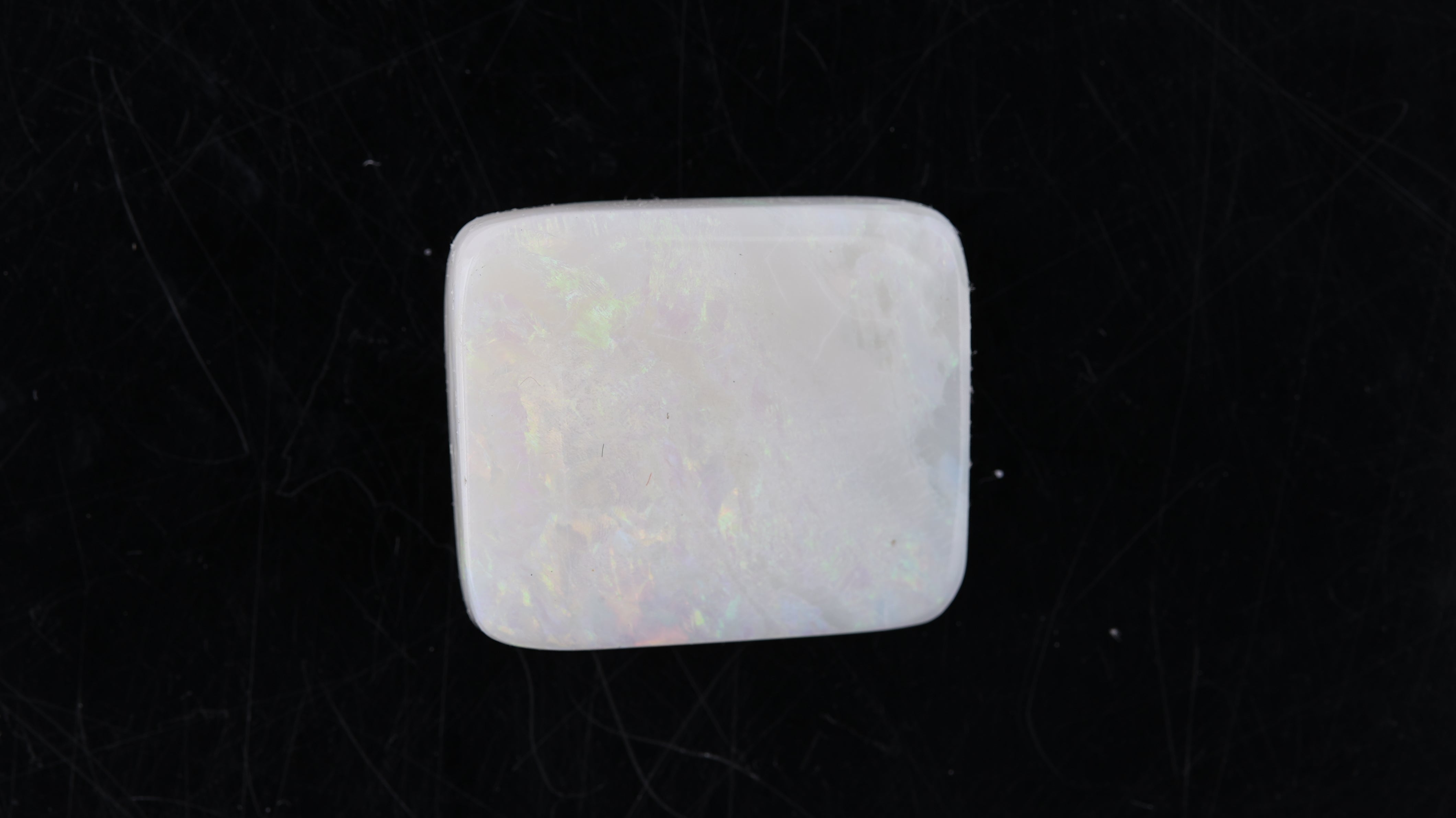 Opal with Fire - 9.33 Carats(10.26 ratti)