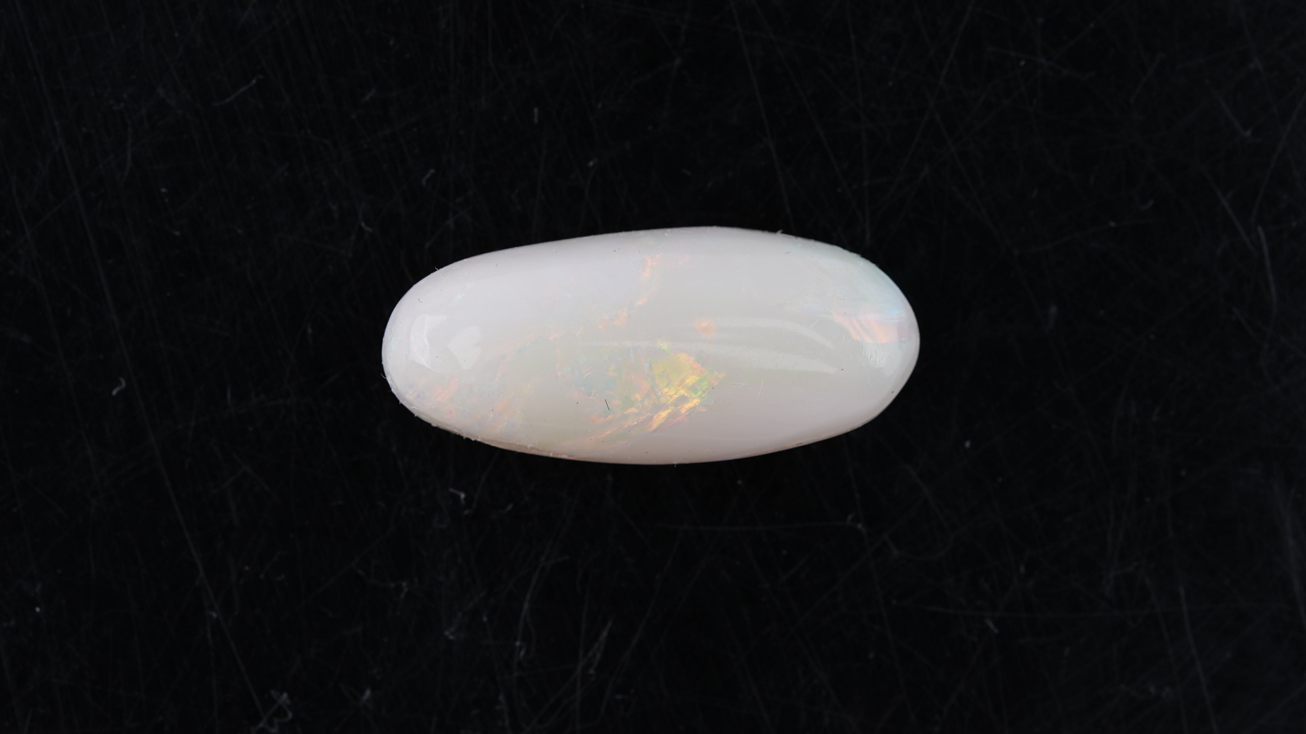 Opal with Fire - 7.09 carats (7.80 ratti)