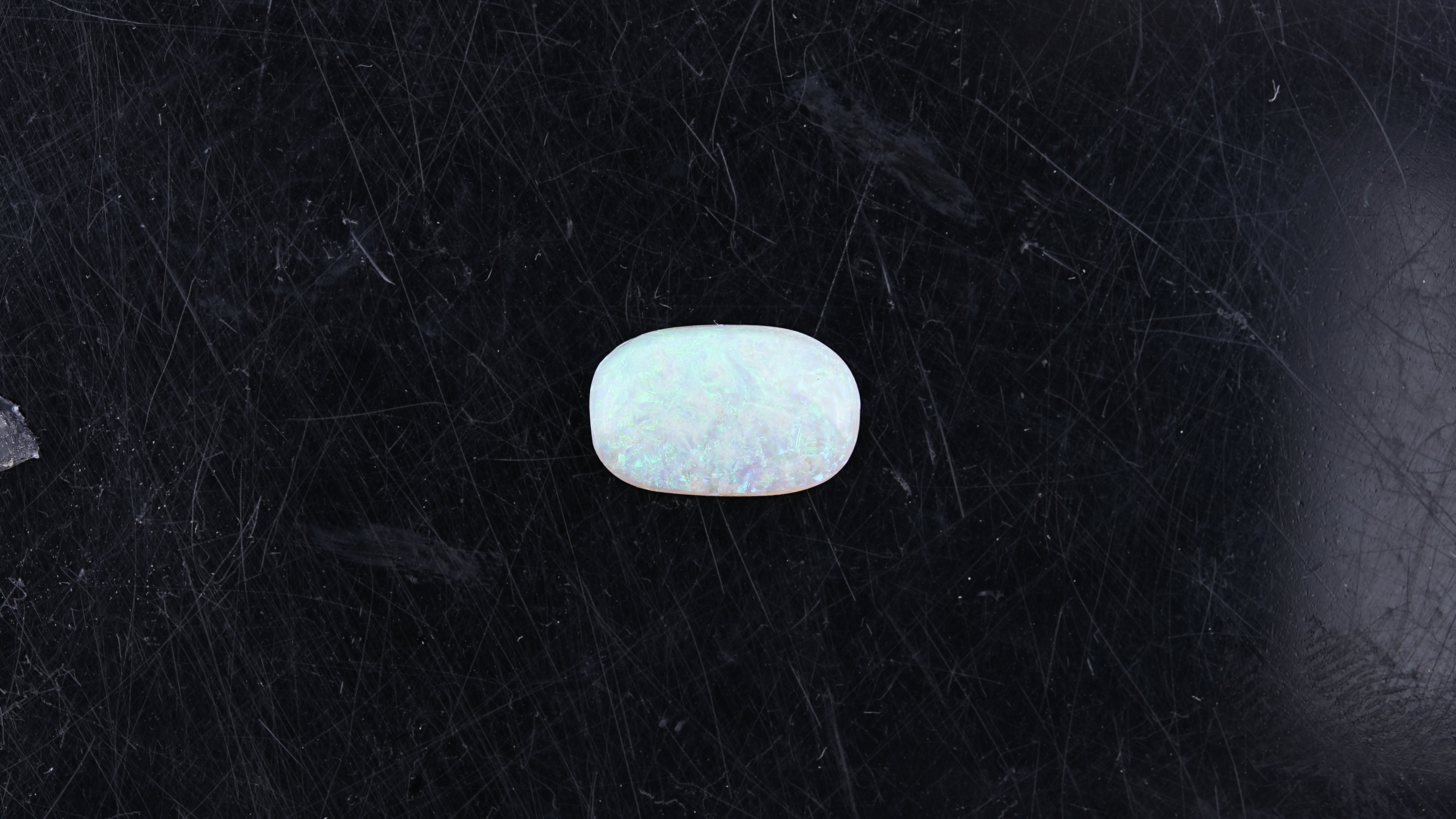 Opal with Fire - 3.15 Carats  (3.465 Ratti)