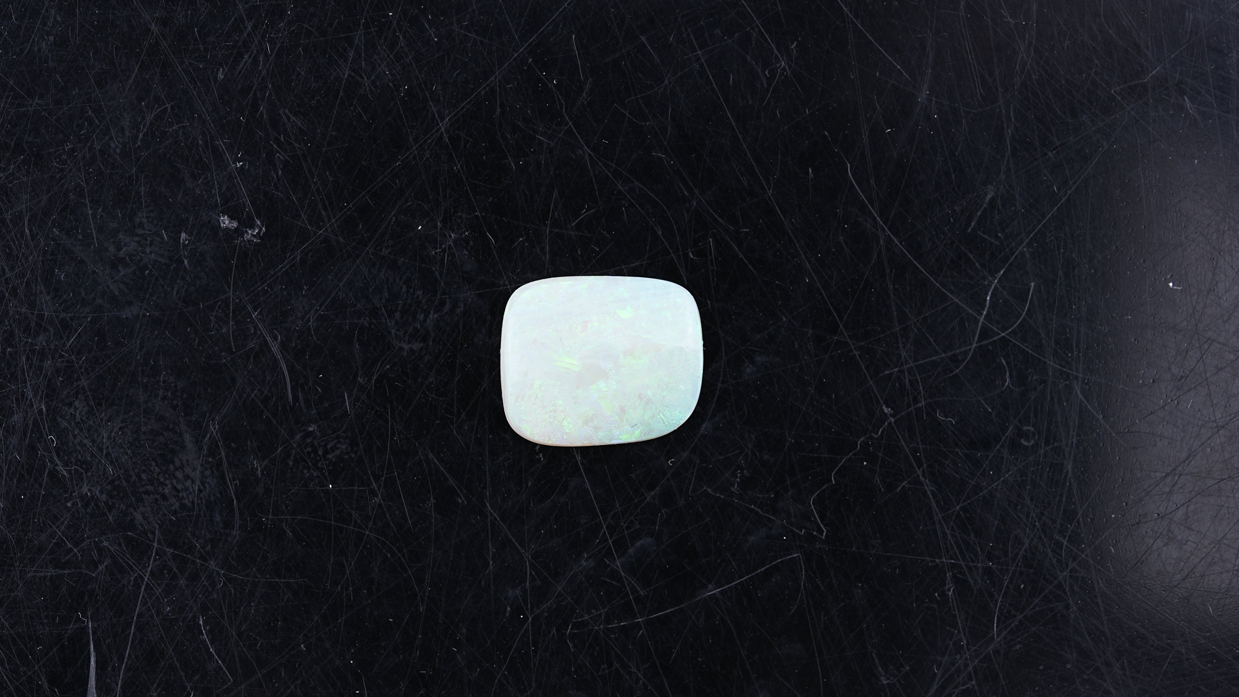 Opal with Fire - 3.22 Carats  (3.542 Ratti)