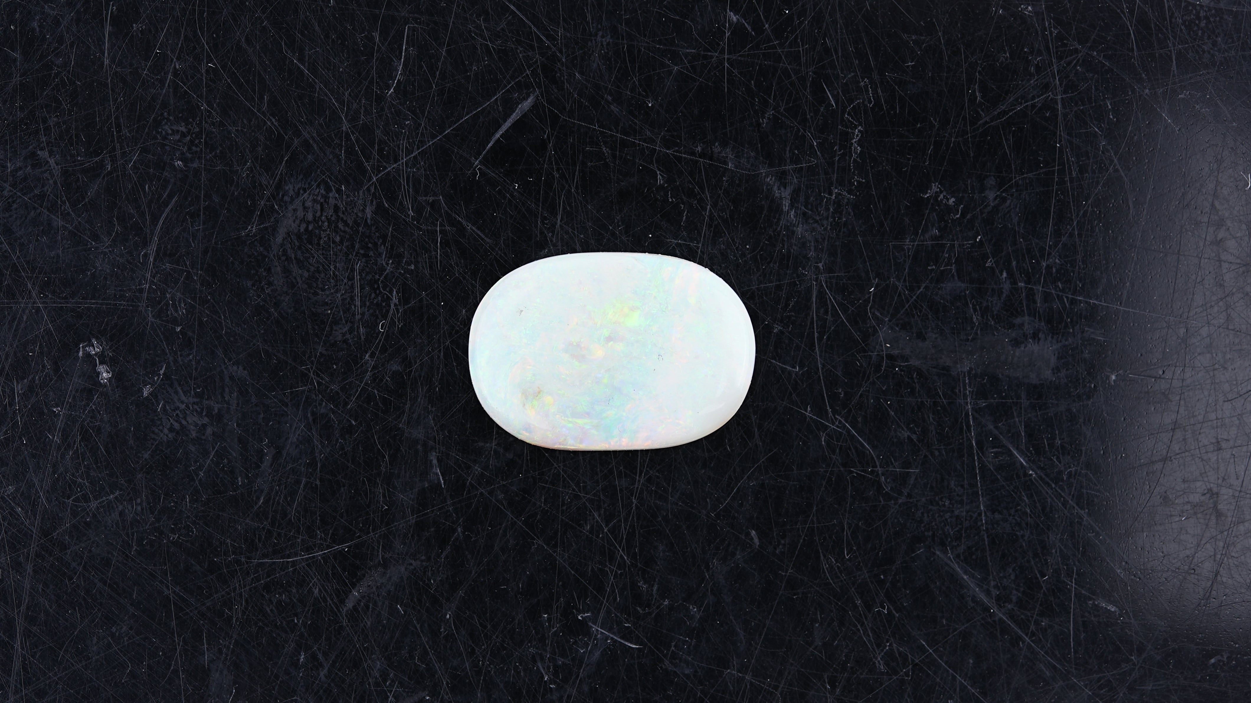 Opal with Fire - 4.41 Carats  (4.851 Ratti)