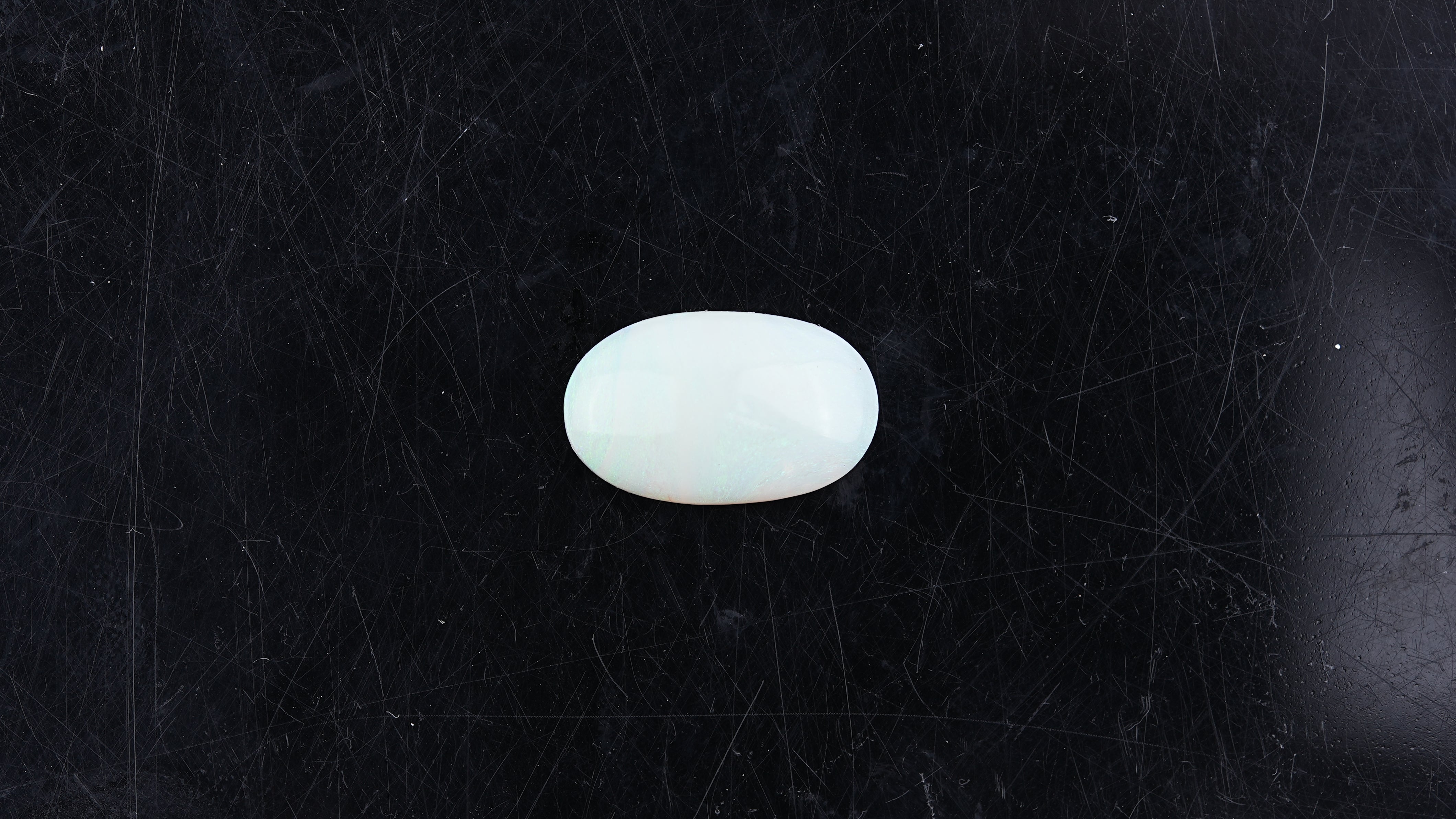 Opal with Fire - 4.2 Carats  (4.62 Ratti)