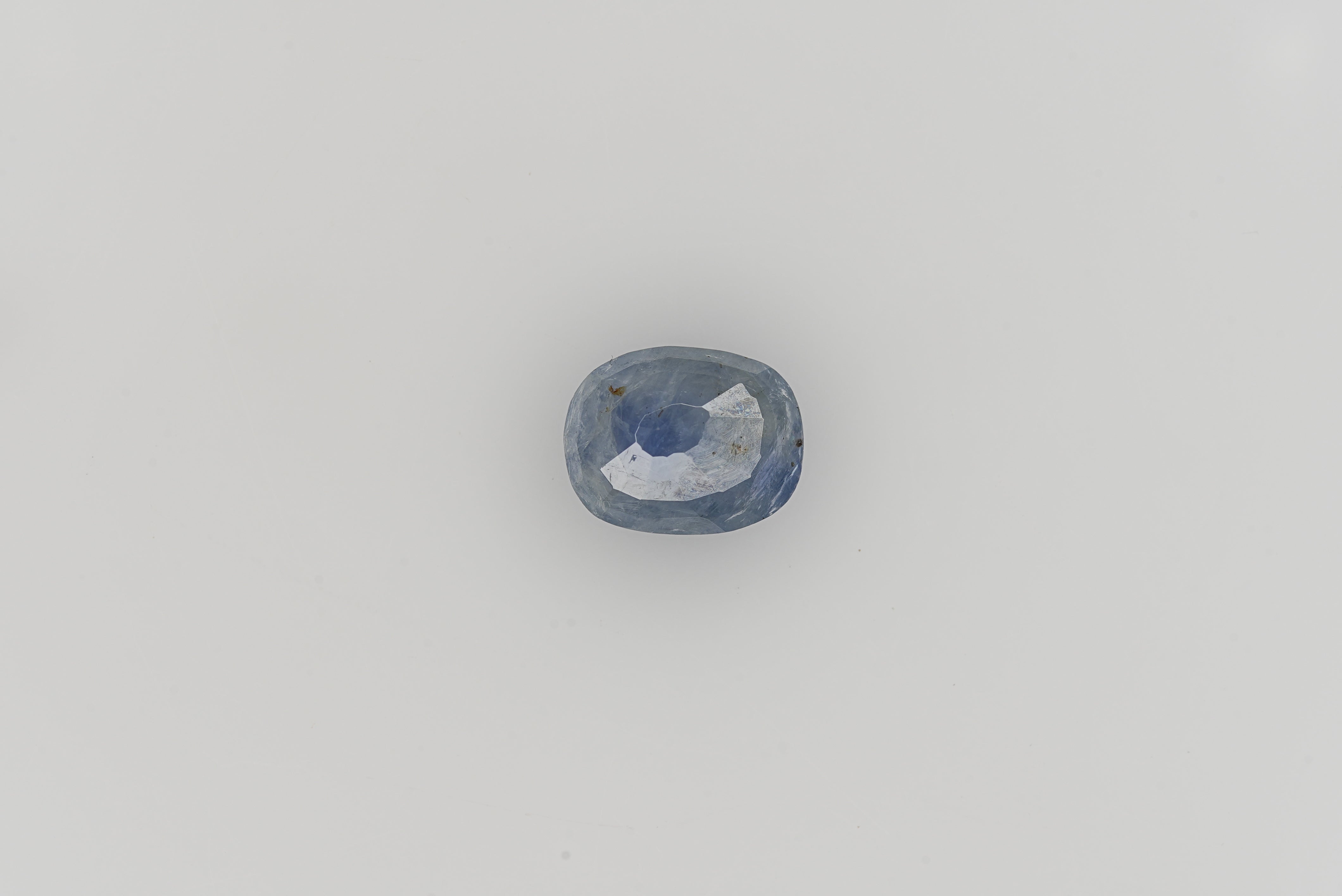 Blue Sapphire - 6.41 Carats  (7.051 Ratti)