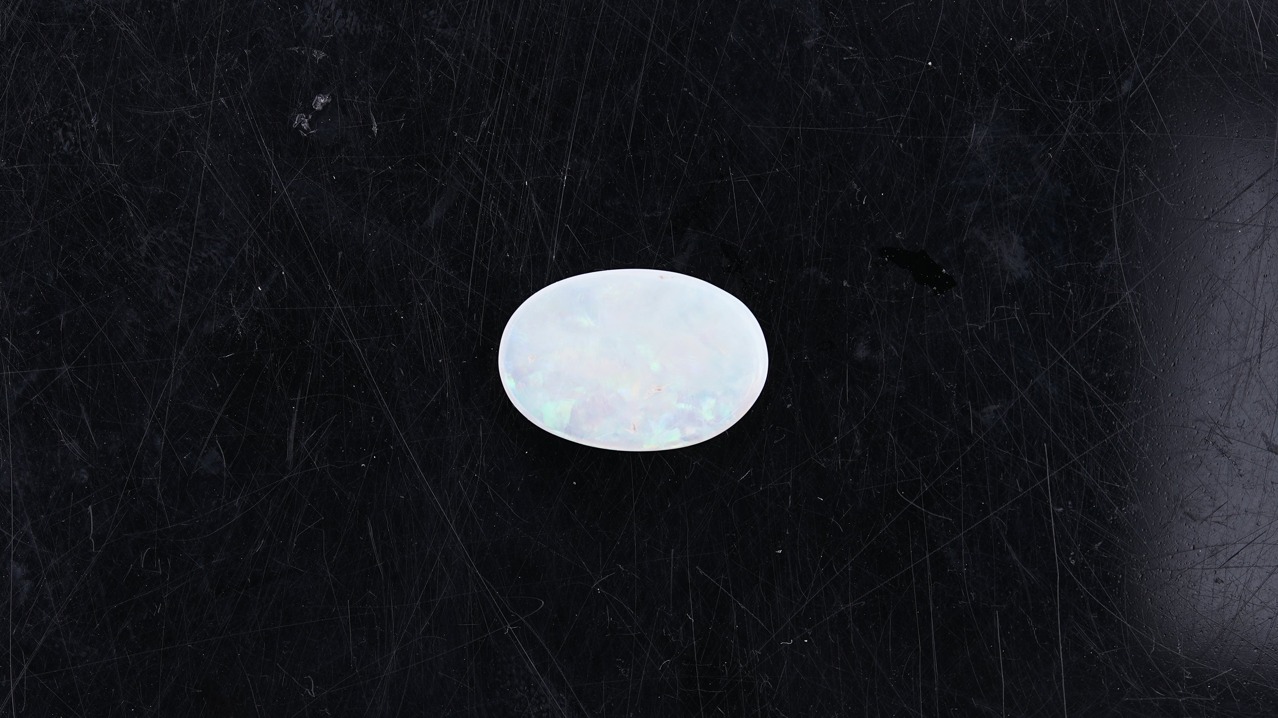 Opal with Fire - 2.87 Carats  (3.157 Ratti)