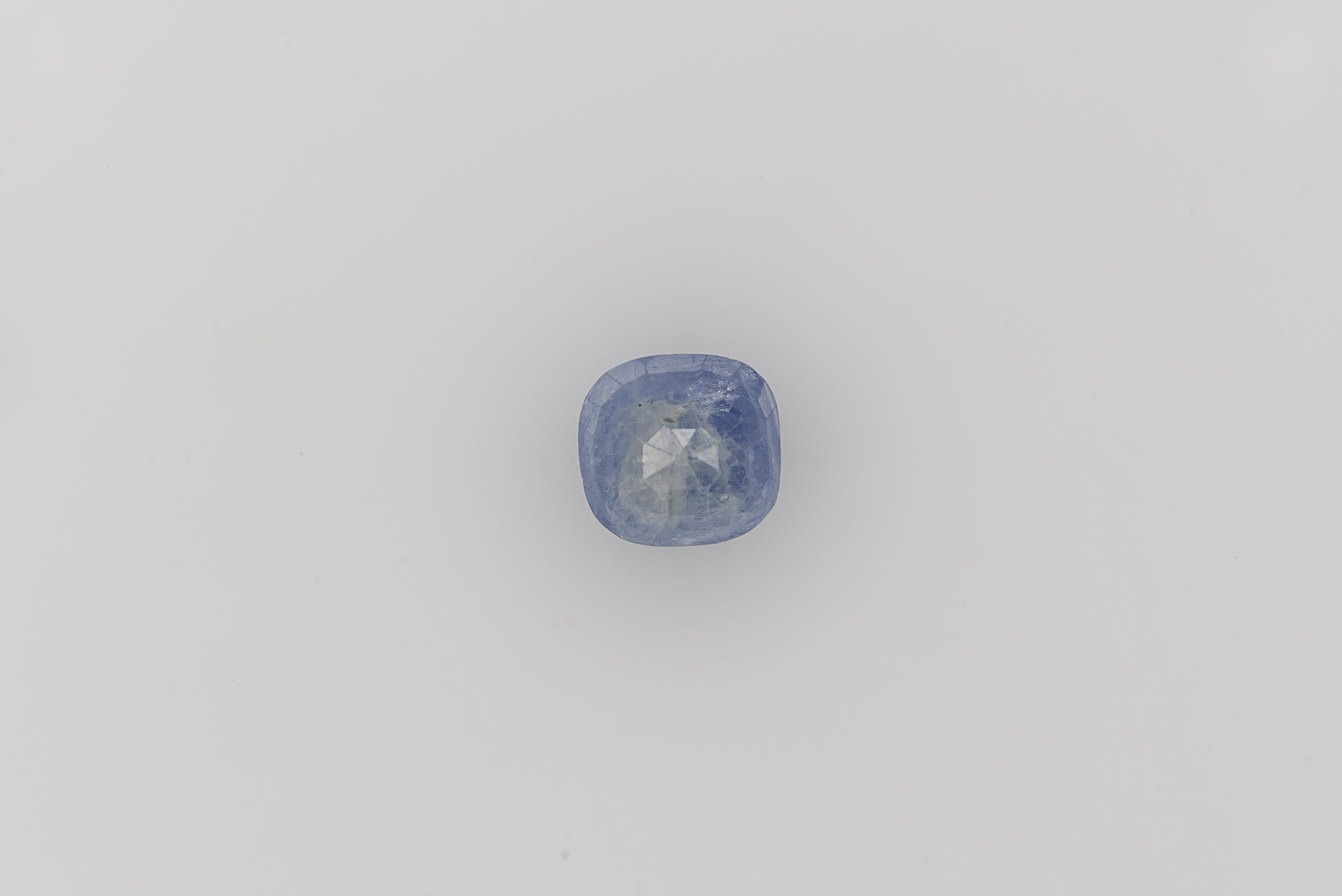 Blue Sapphire - 7.21 Carats  (7.931 Ratti)