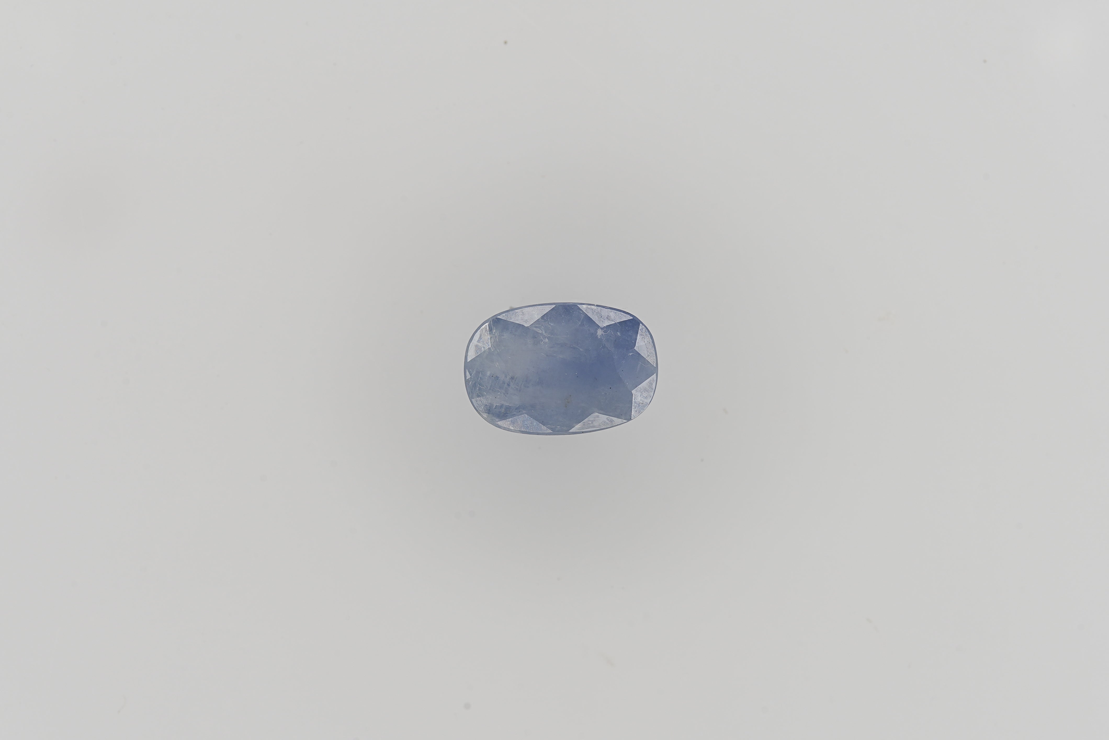 Blue Sapphire - 4.52 Carats  (4.972 Ratti)