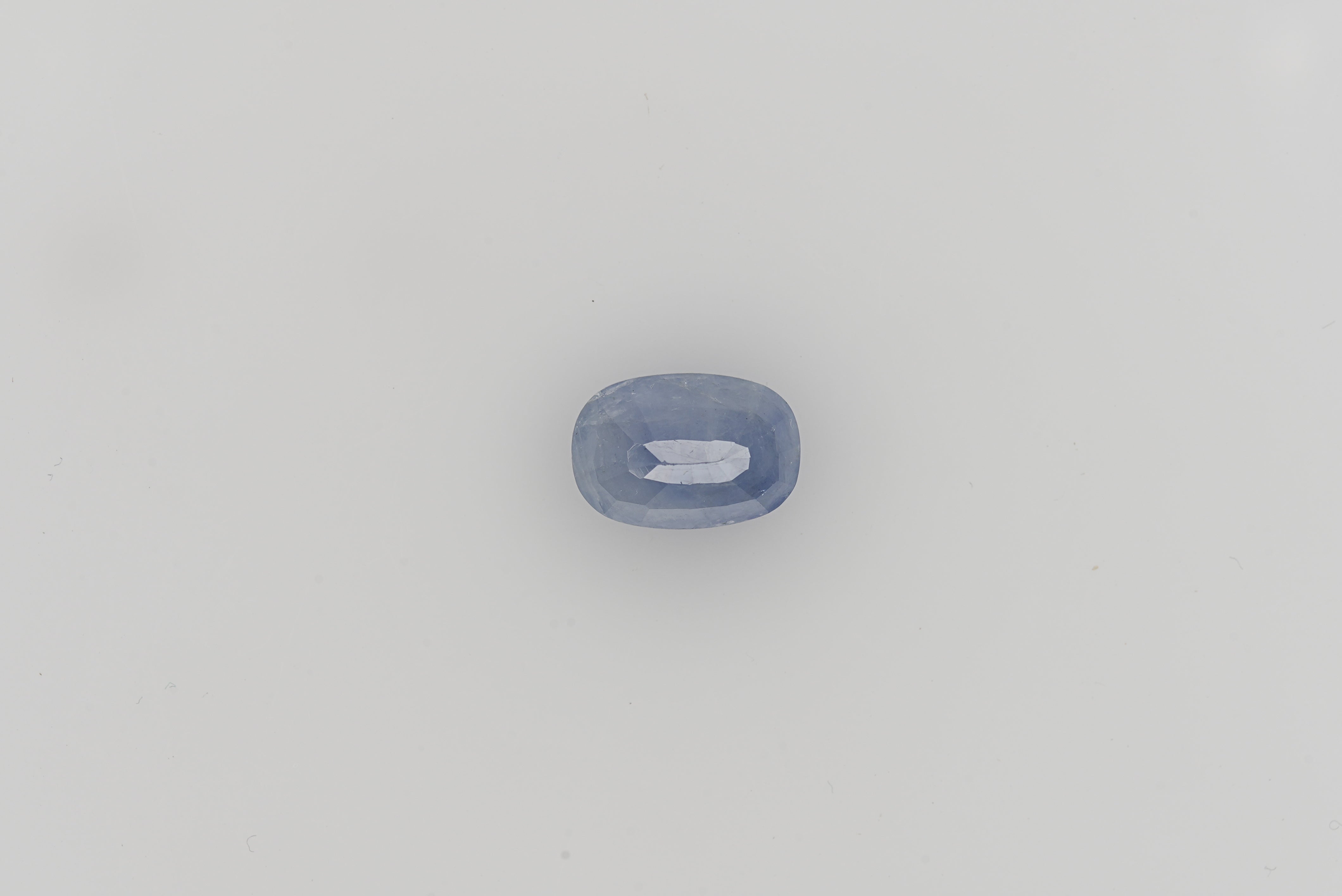 Blue Sapphire - 4.52 Carats  (4.972 Ratti)