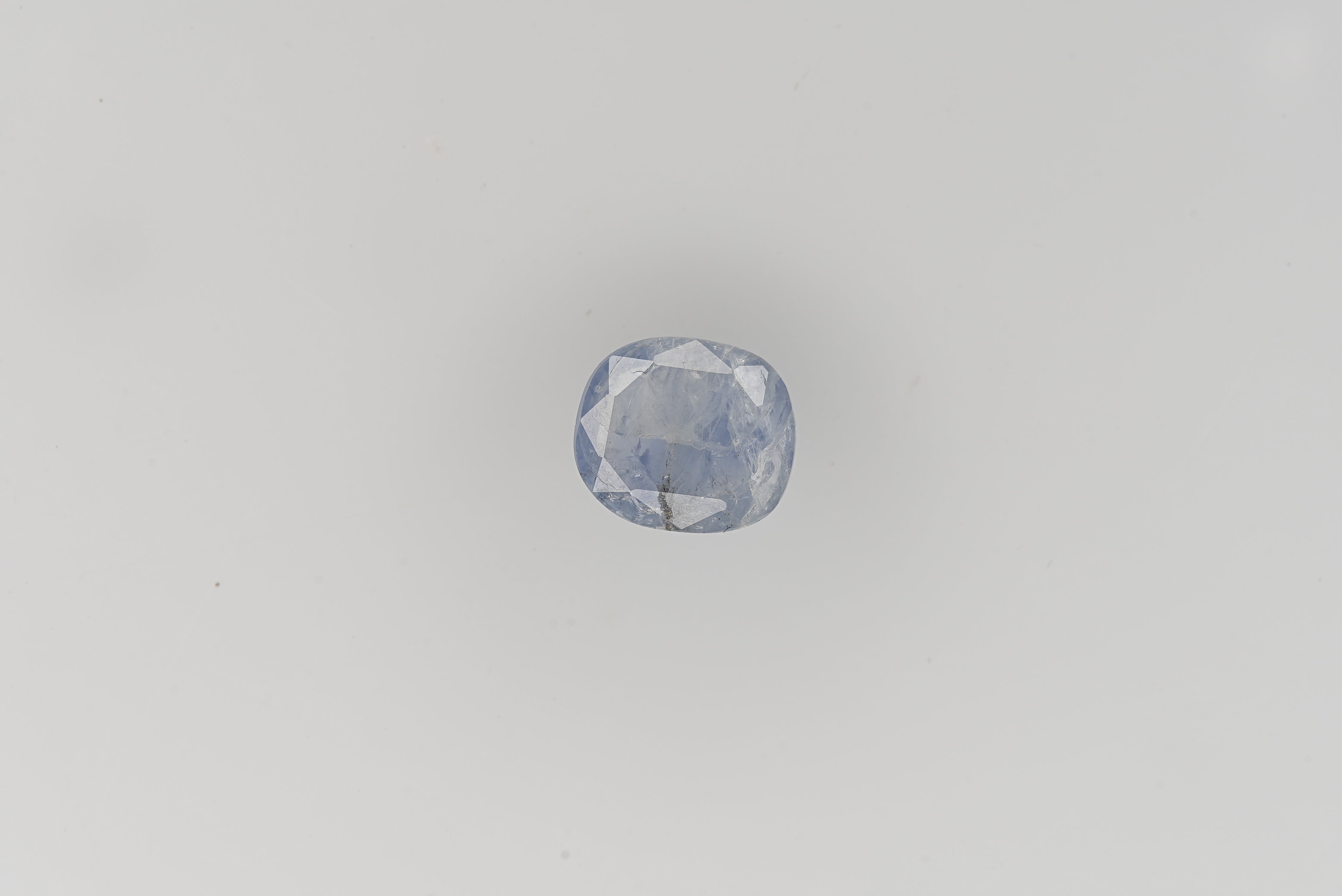 Blue Sapphire - 5.2 Carats  (5.72 Ratti)