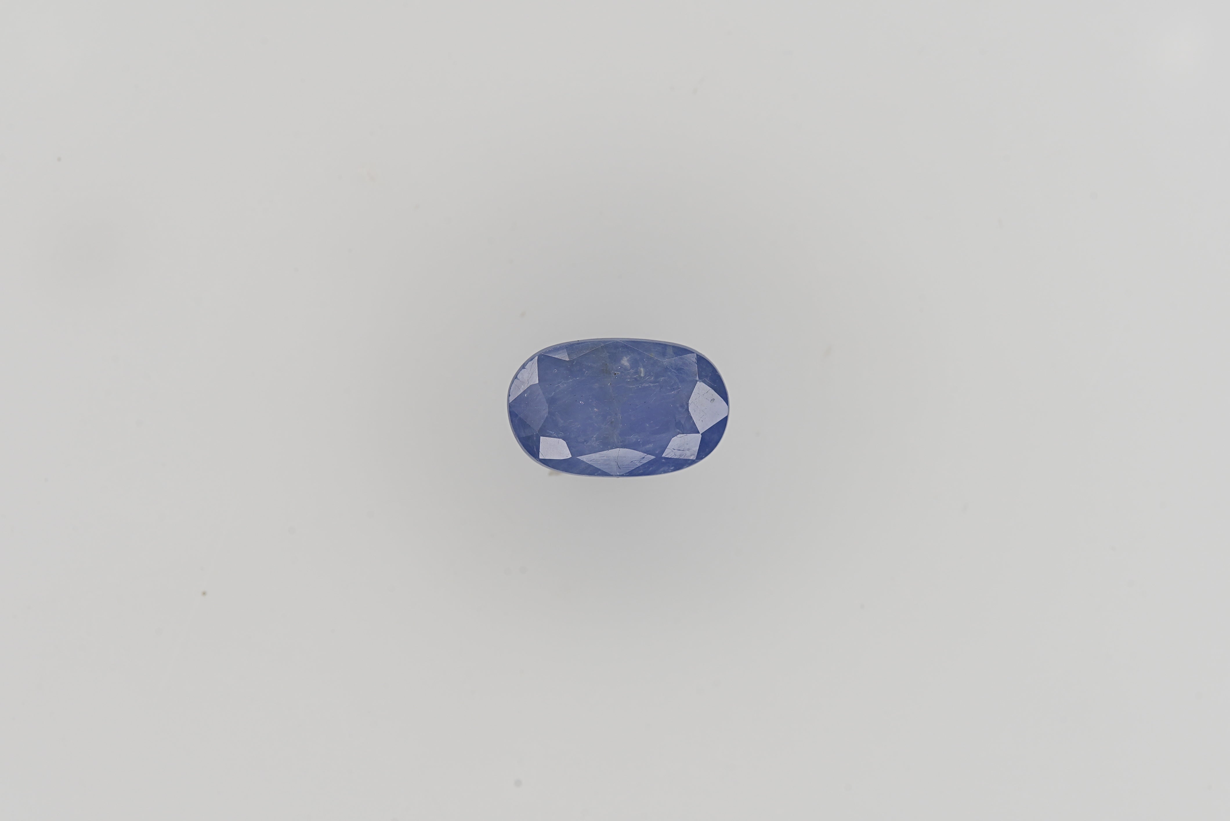 Blue Sapphire - 5.17 Carats  (5.687 Ratti)