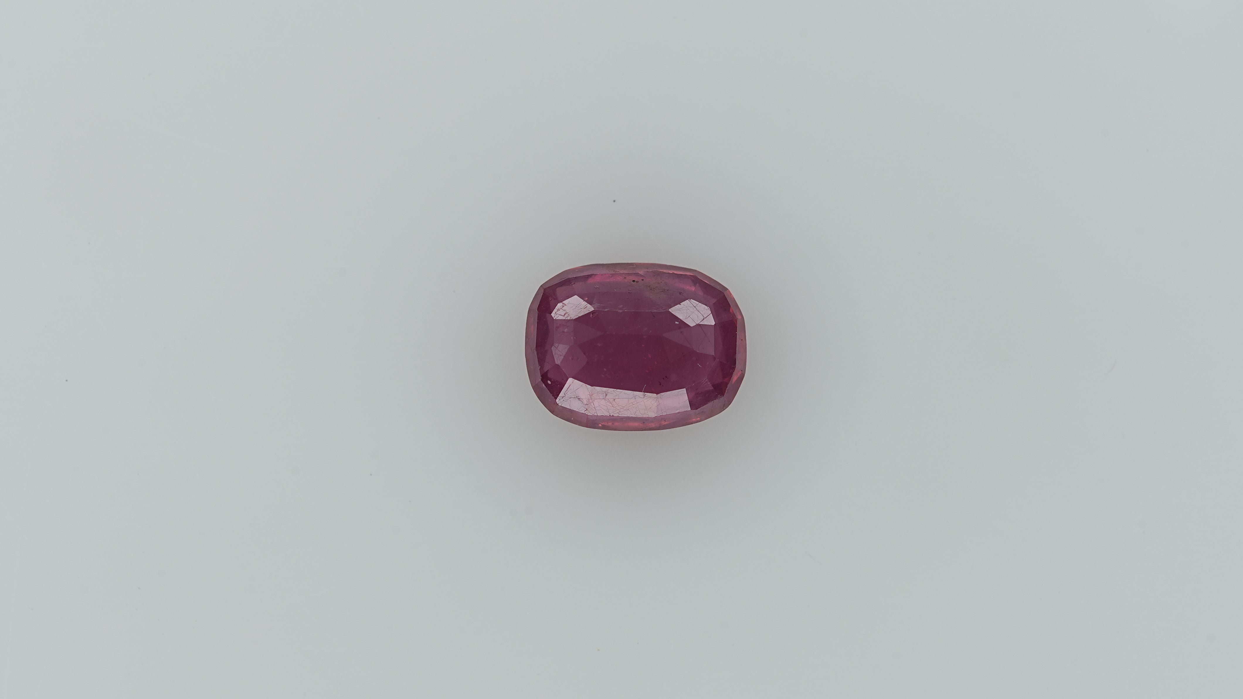 Ruby - 4.33 Carats  (4.763 Ratti)