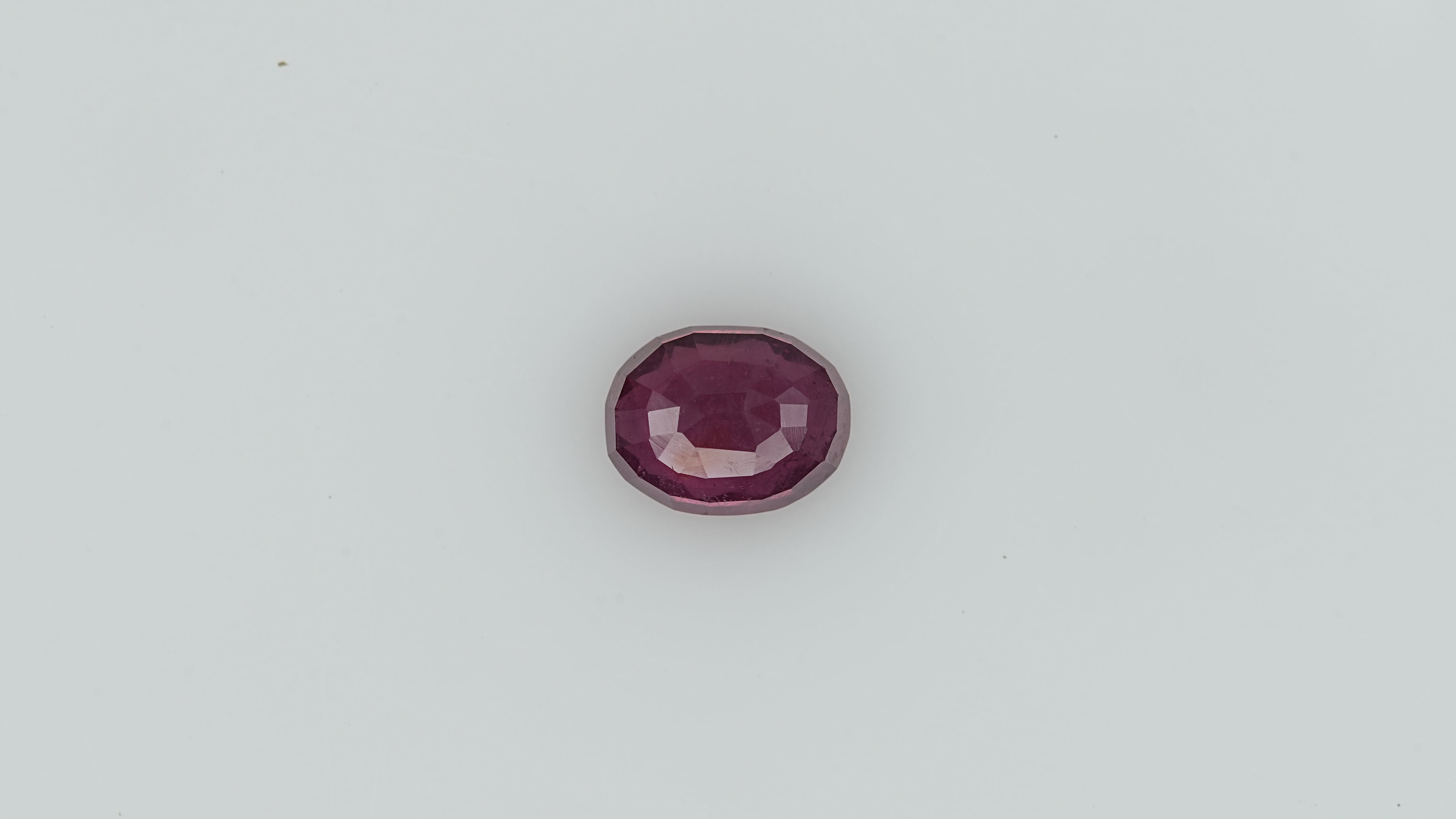 Ruby - 4.13 Carats  (4.543 Ratti)