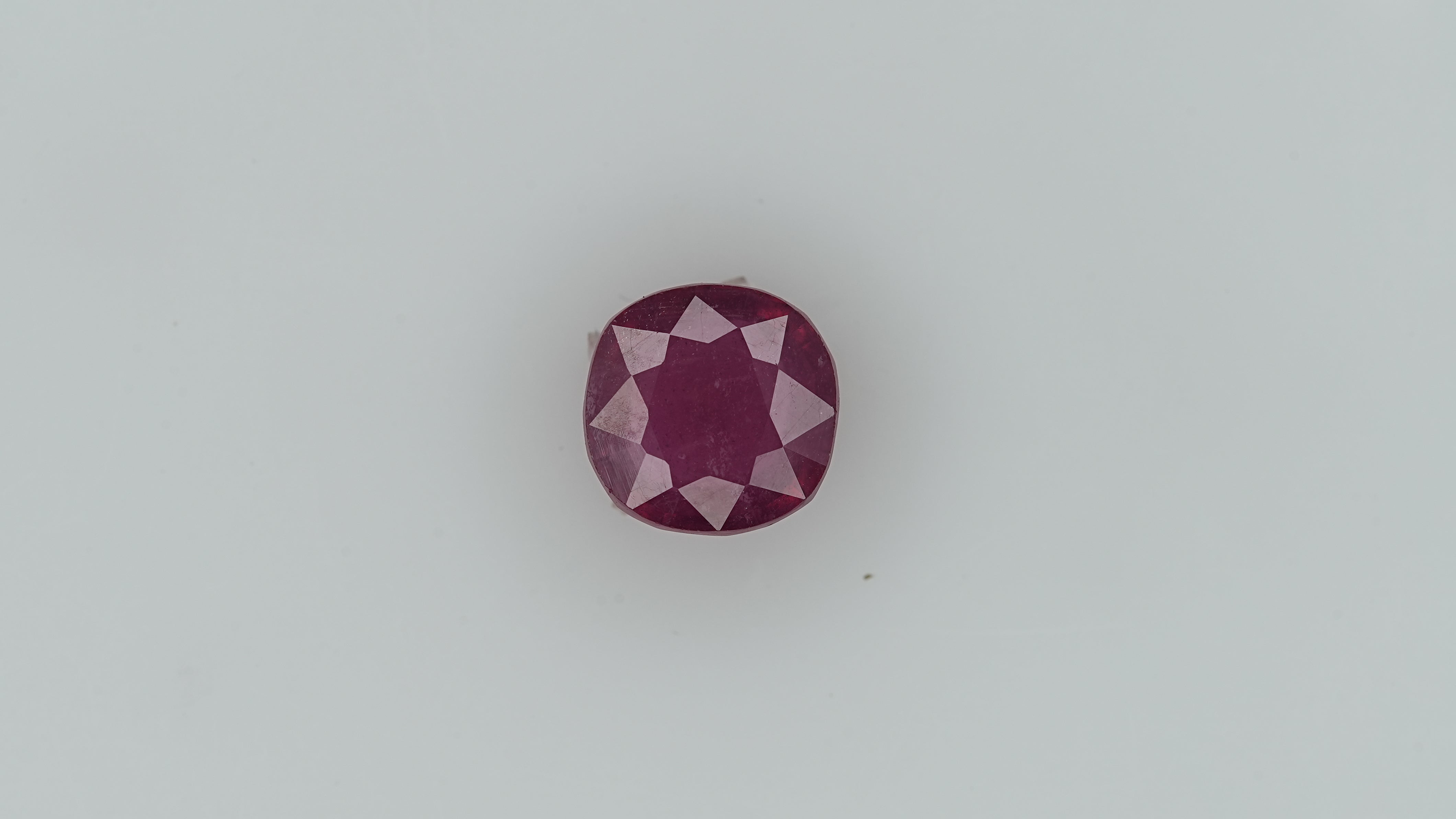 Ruby - 5.7 Carats  (6.27 Ratti)