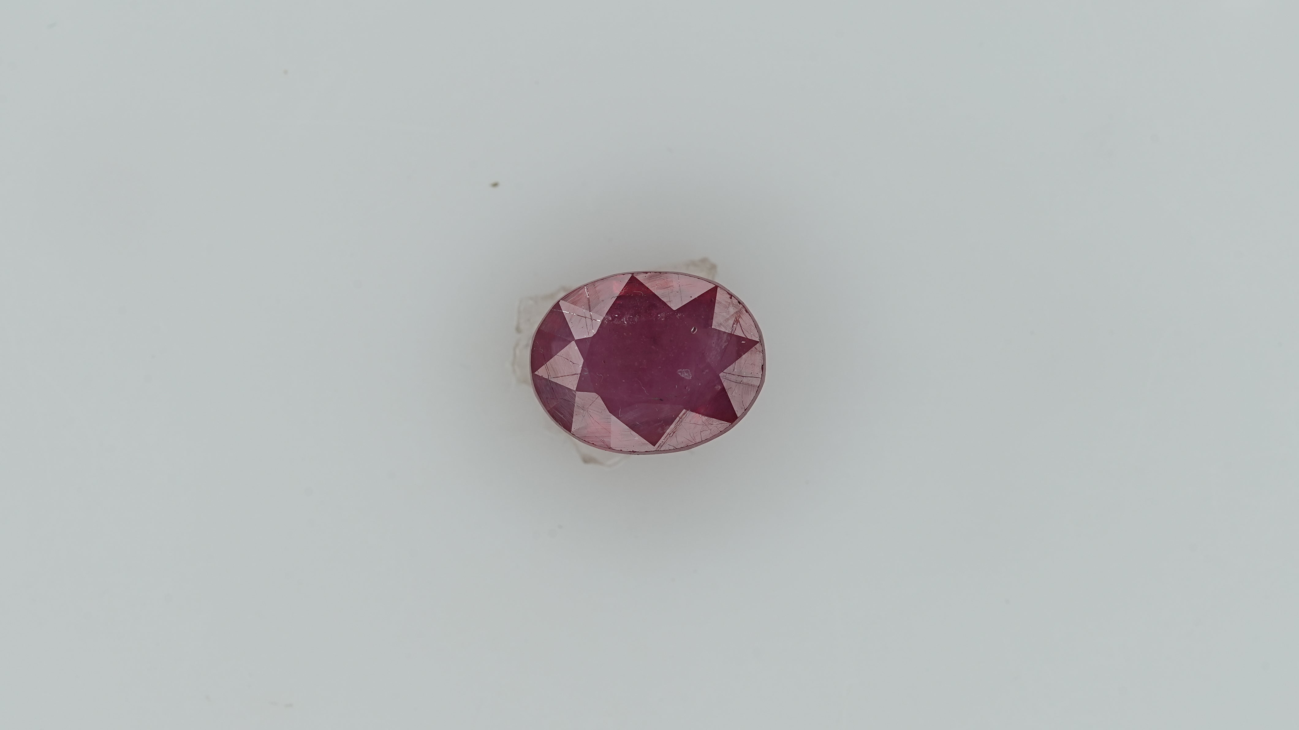 Ruby - 4 Carats  (4.4 Ratti)