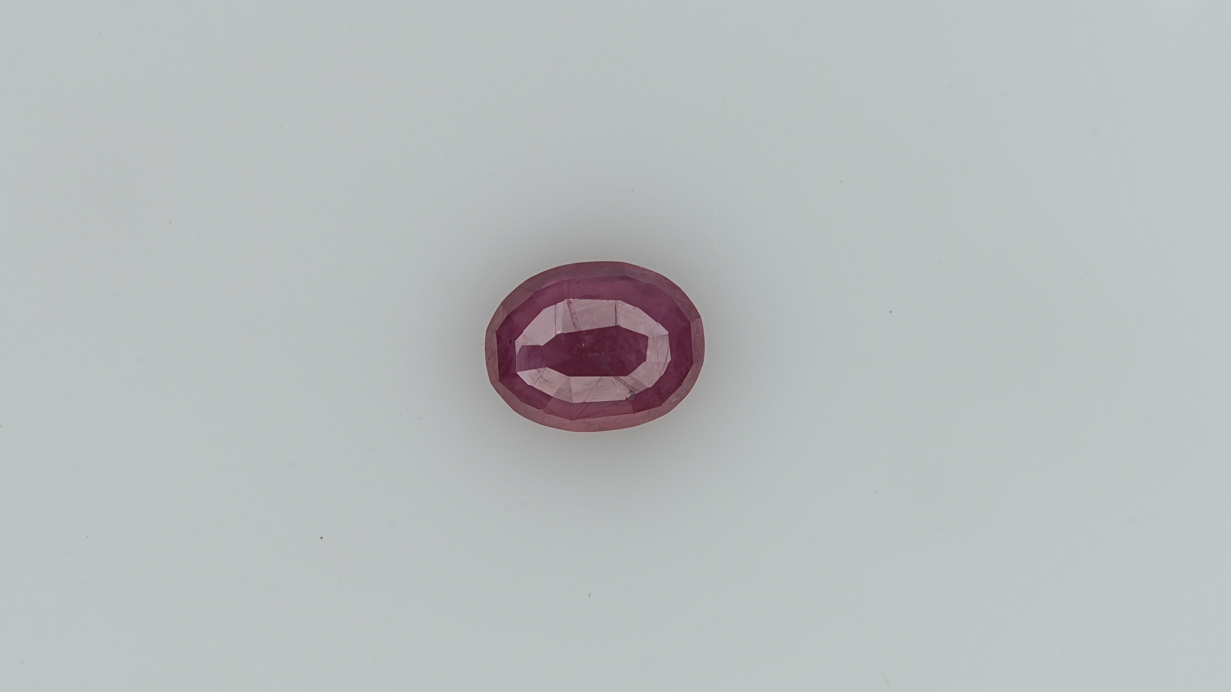 Ruby - 4 Carats  (4.4 Ratti)