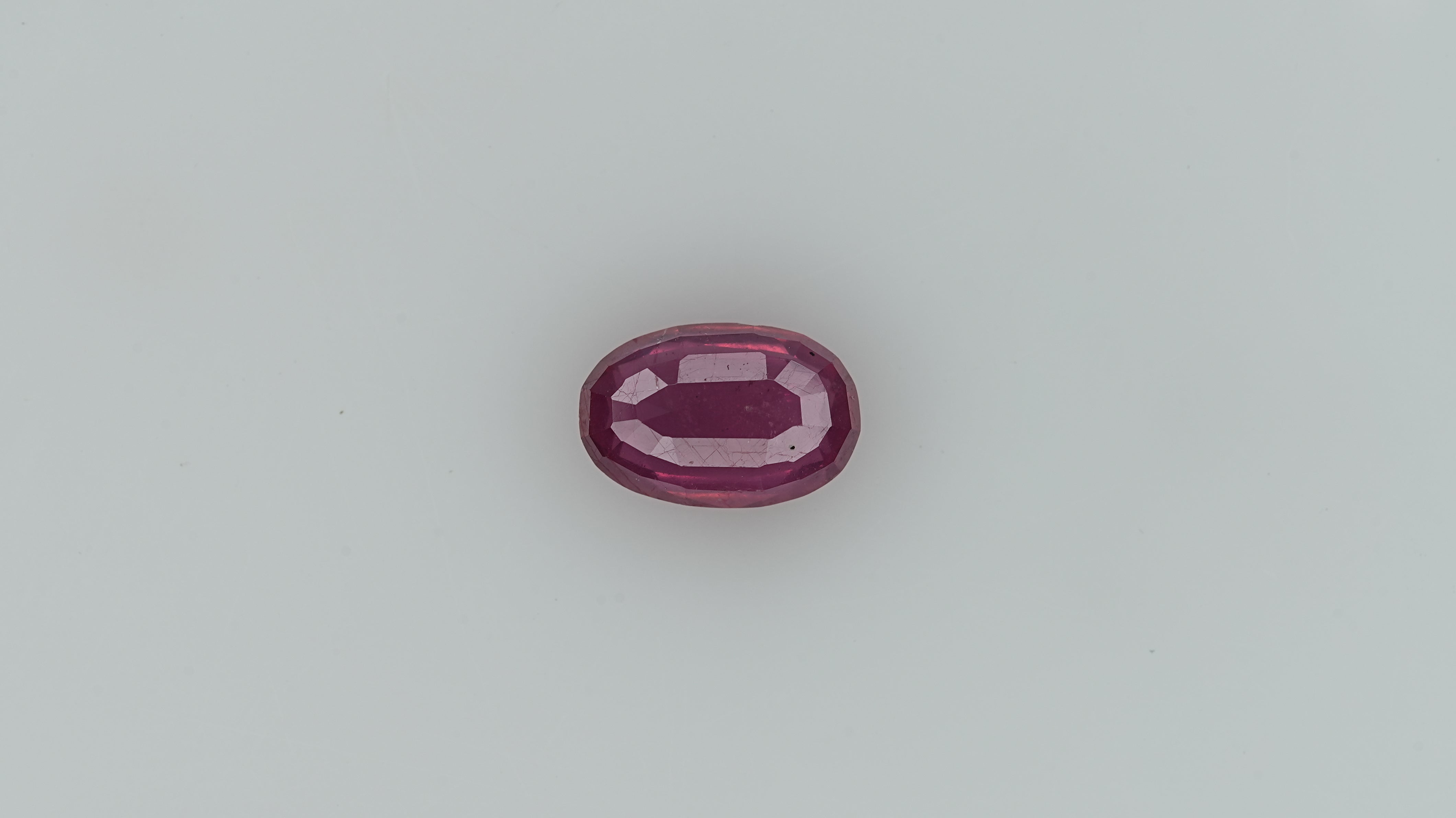 Ruby - 4.04 Carats  (4.444 Ratti)