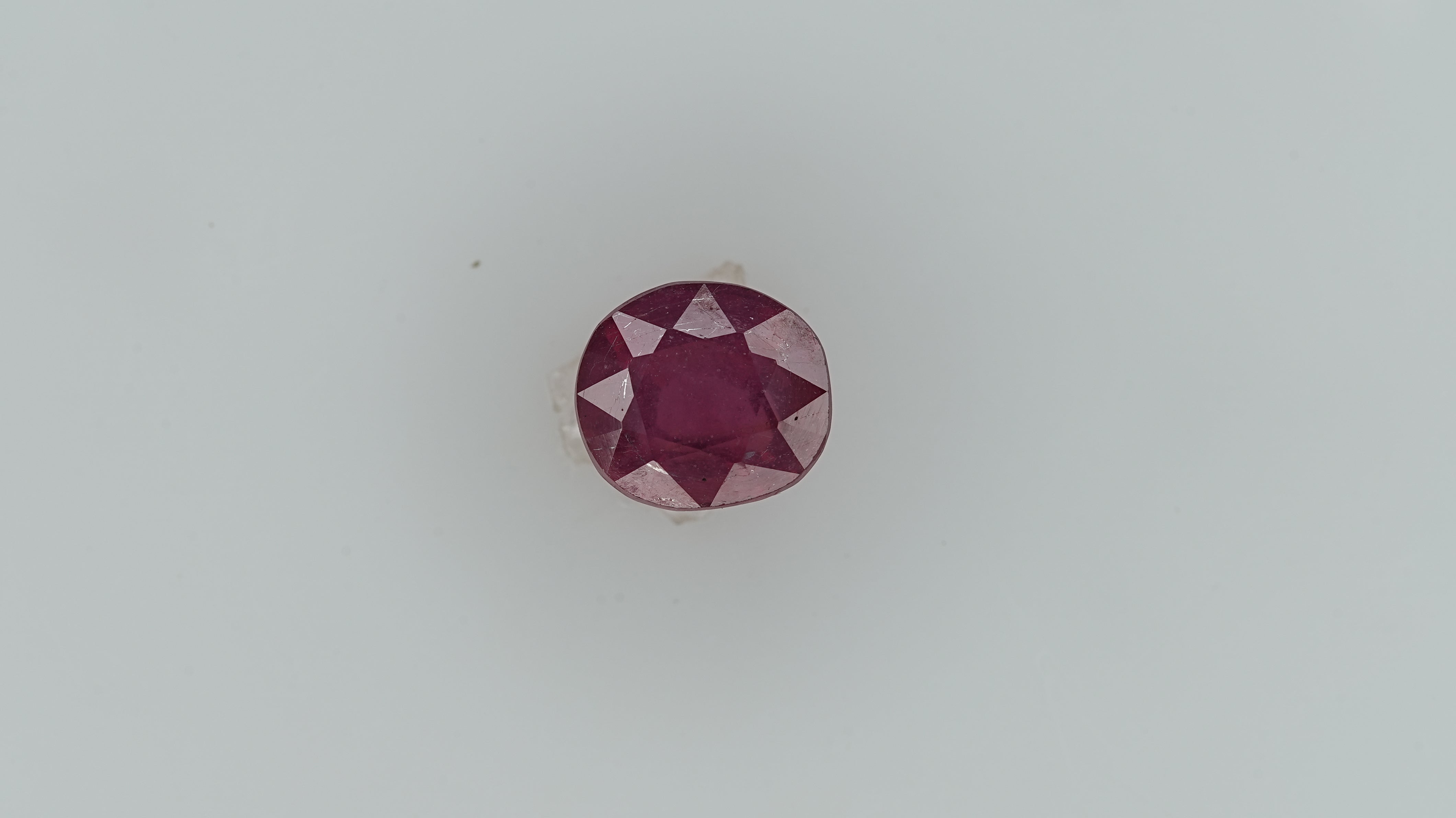 Ruby - 5.13 Carats  (5.643 Ratti)