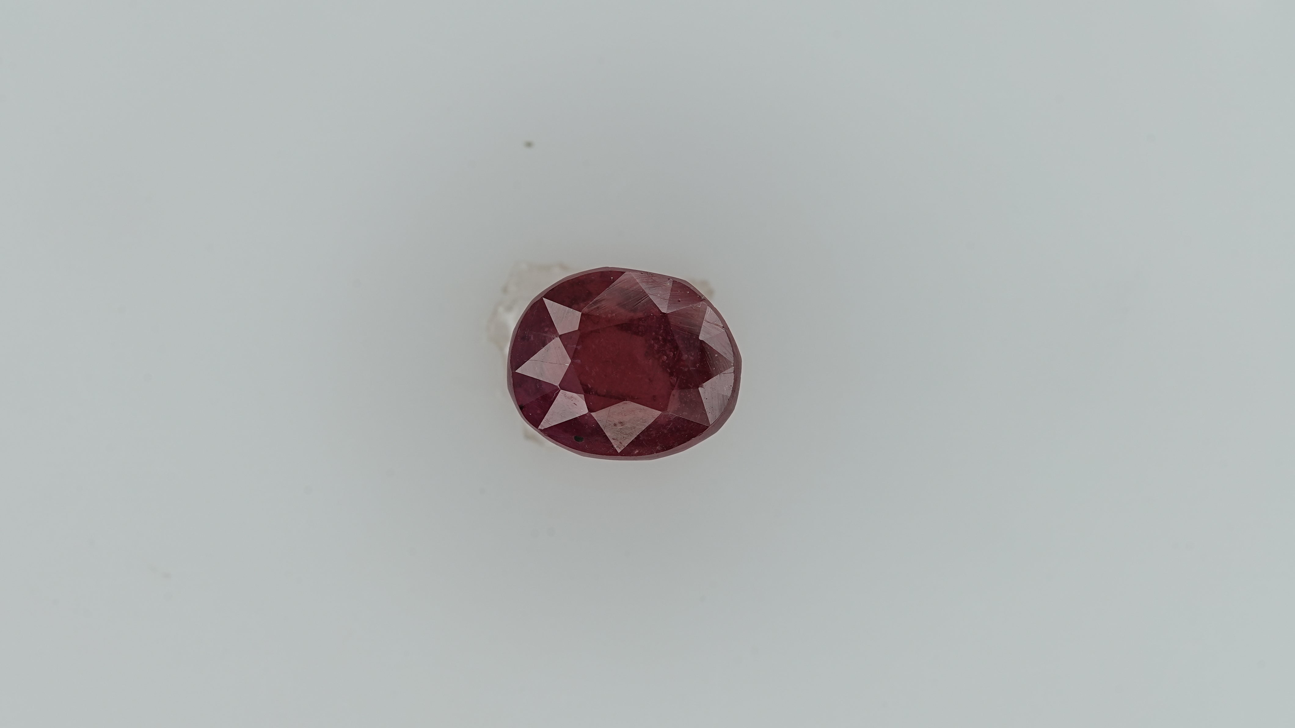 Ruby - 5.95 Carats  (6.545 Ratti)