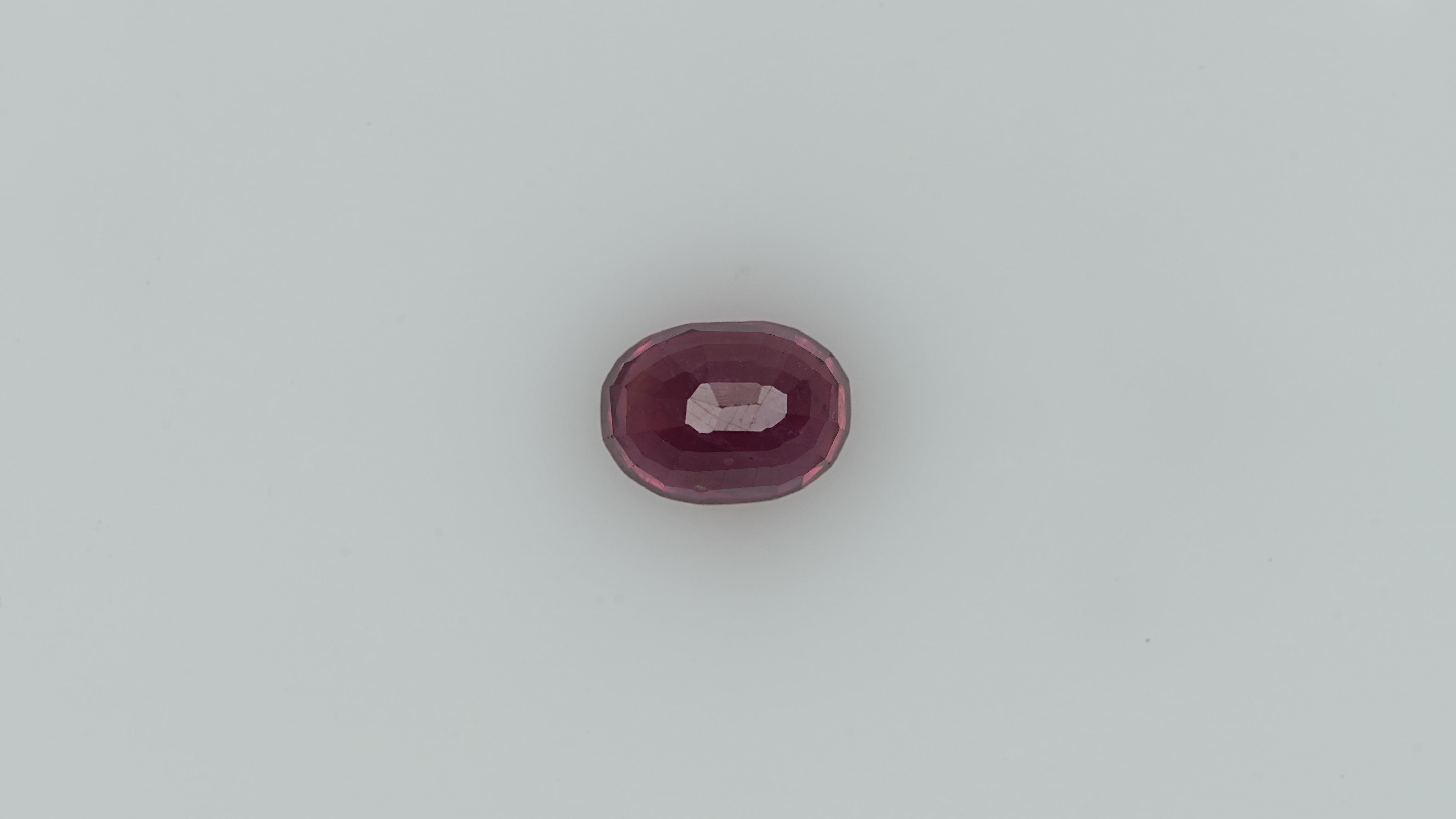 Ruby - 5.07 Carats  (5.577 Ratti)