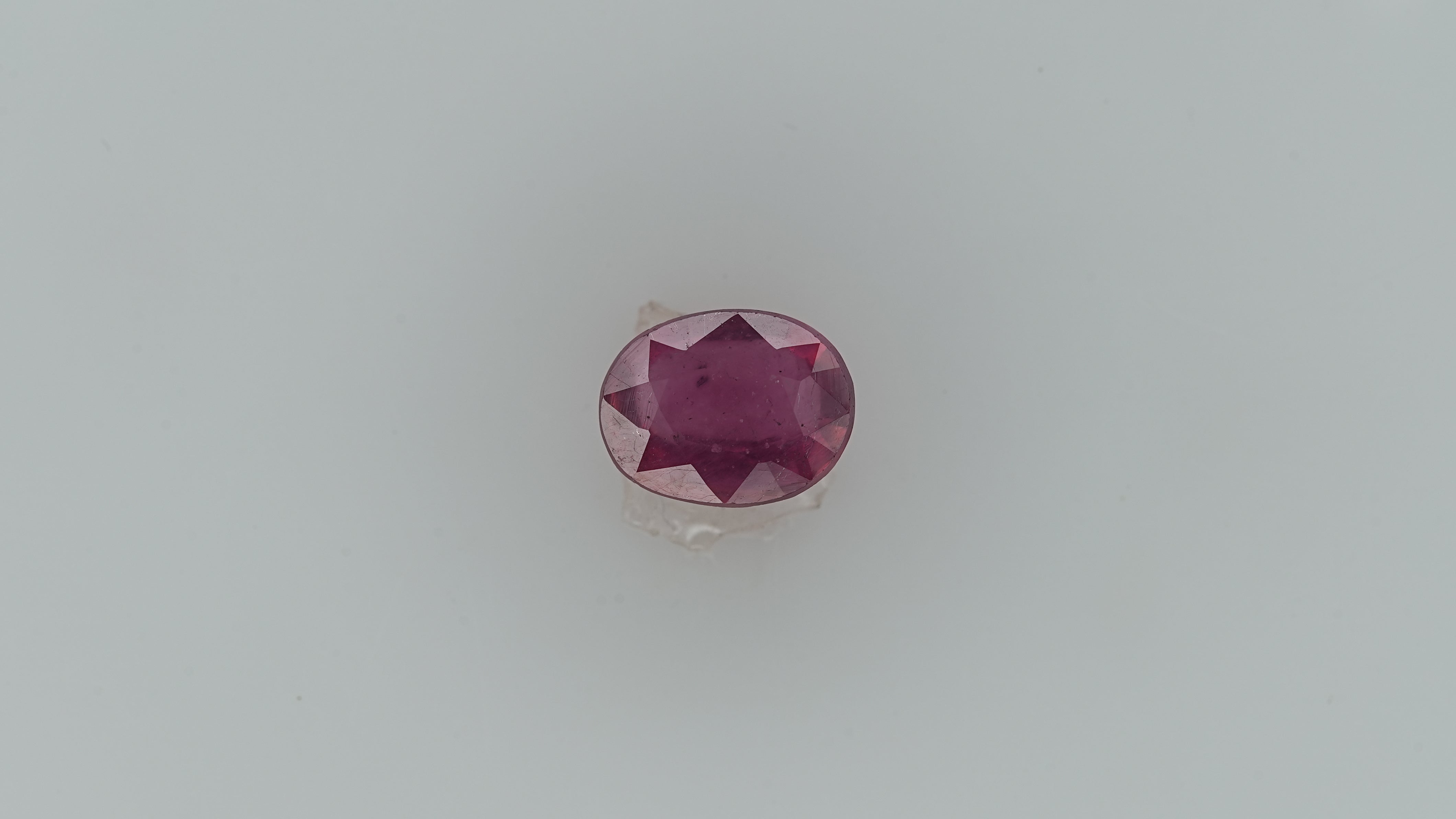 Ruby - 3.94 Carats  (4.334 Ratti)