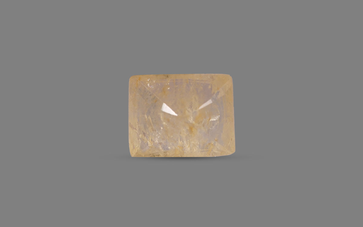 Yellow Sapphire (Pukhraj) – 7.19 Carat / 7.98 Ratti